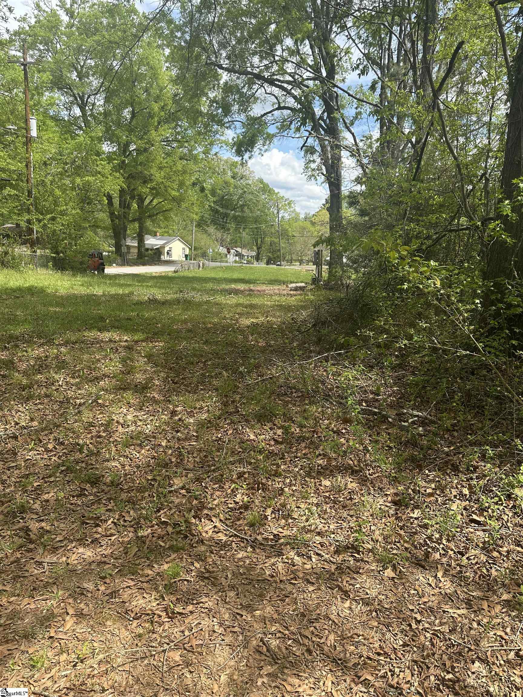 101 W Bluford Street Property Photo 4