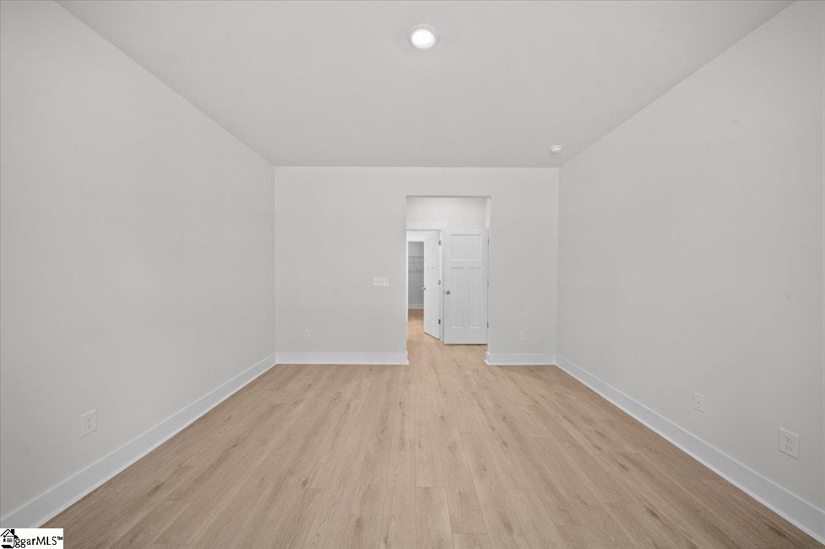 106 Village Creek Drive Property Photo 12