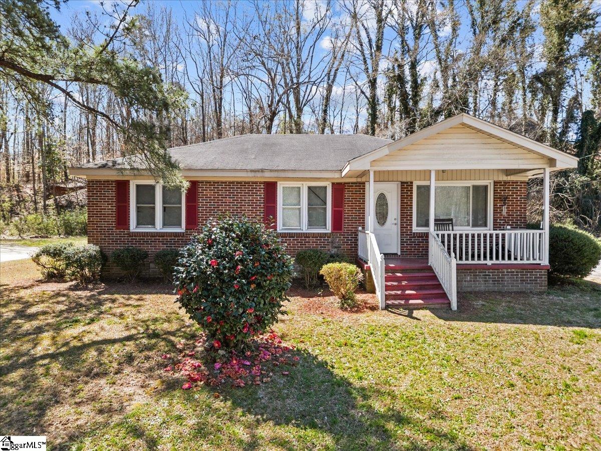 120 Sims Drive Property Photo
