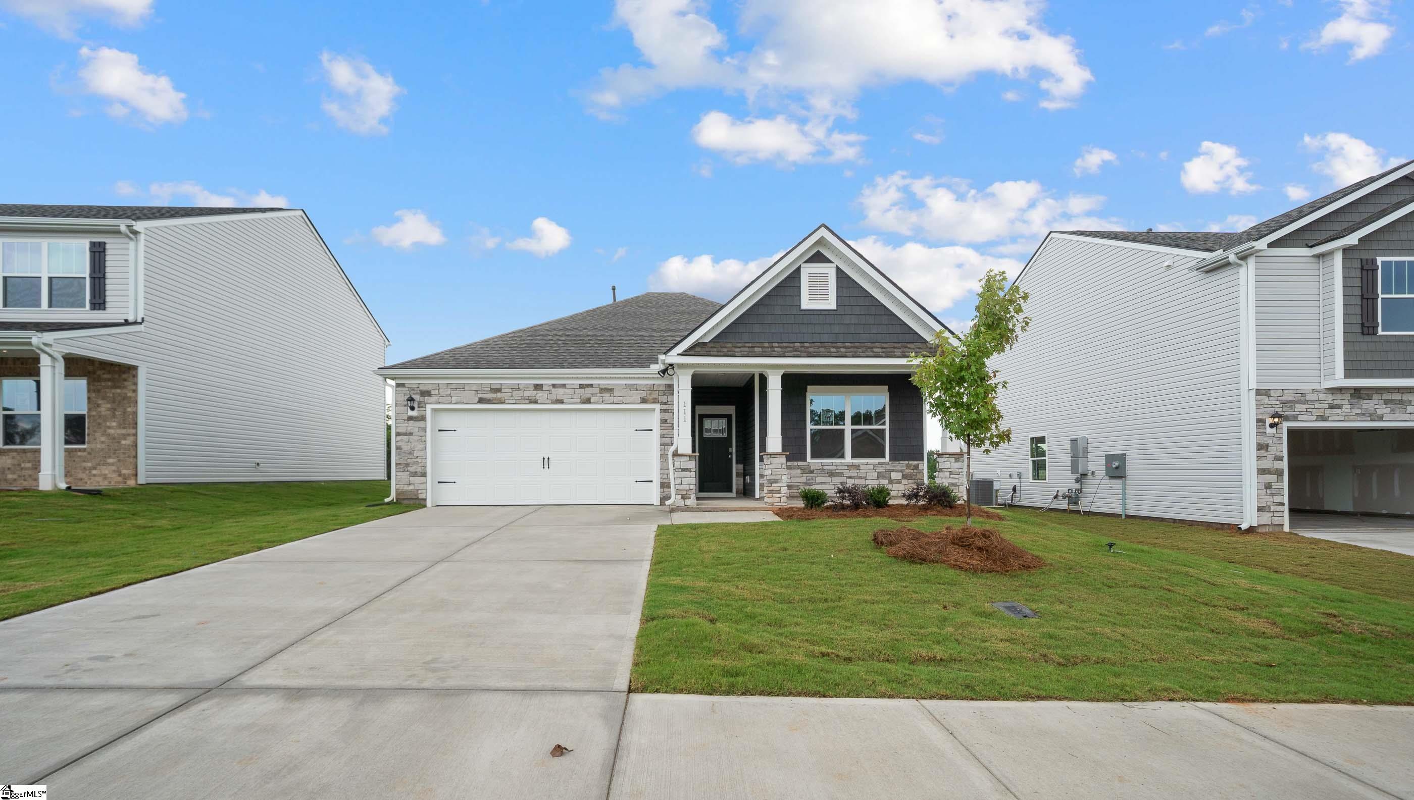 111 Depot Circle Property Photo 1