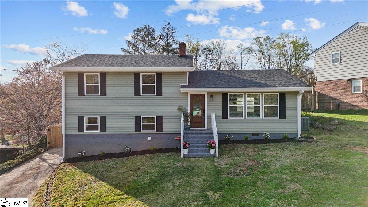 803 Pine Creek Drive Property Photo