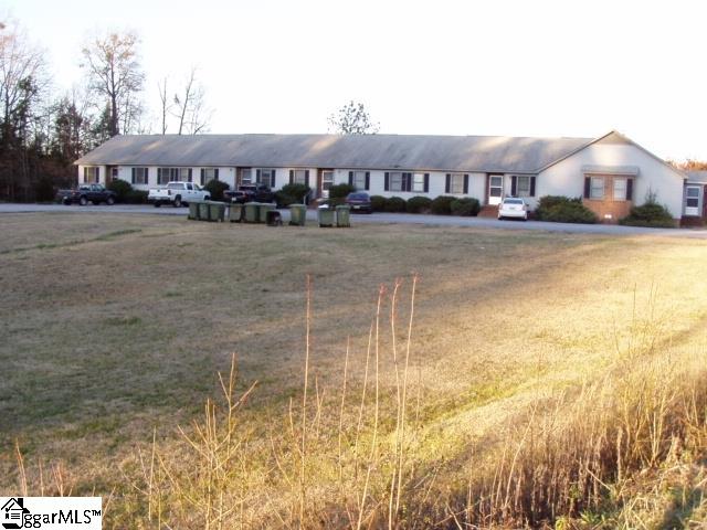 100 Springdale Drive Property Photo