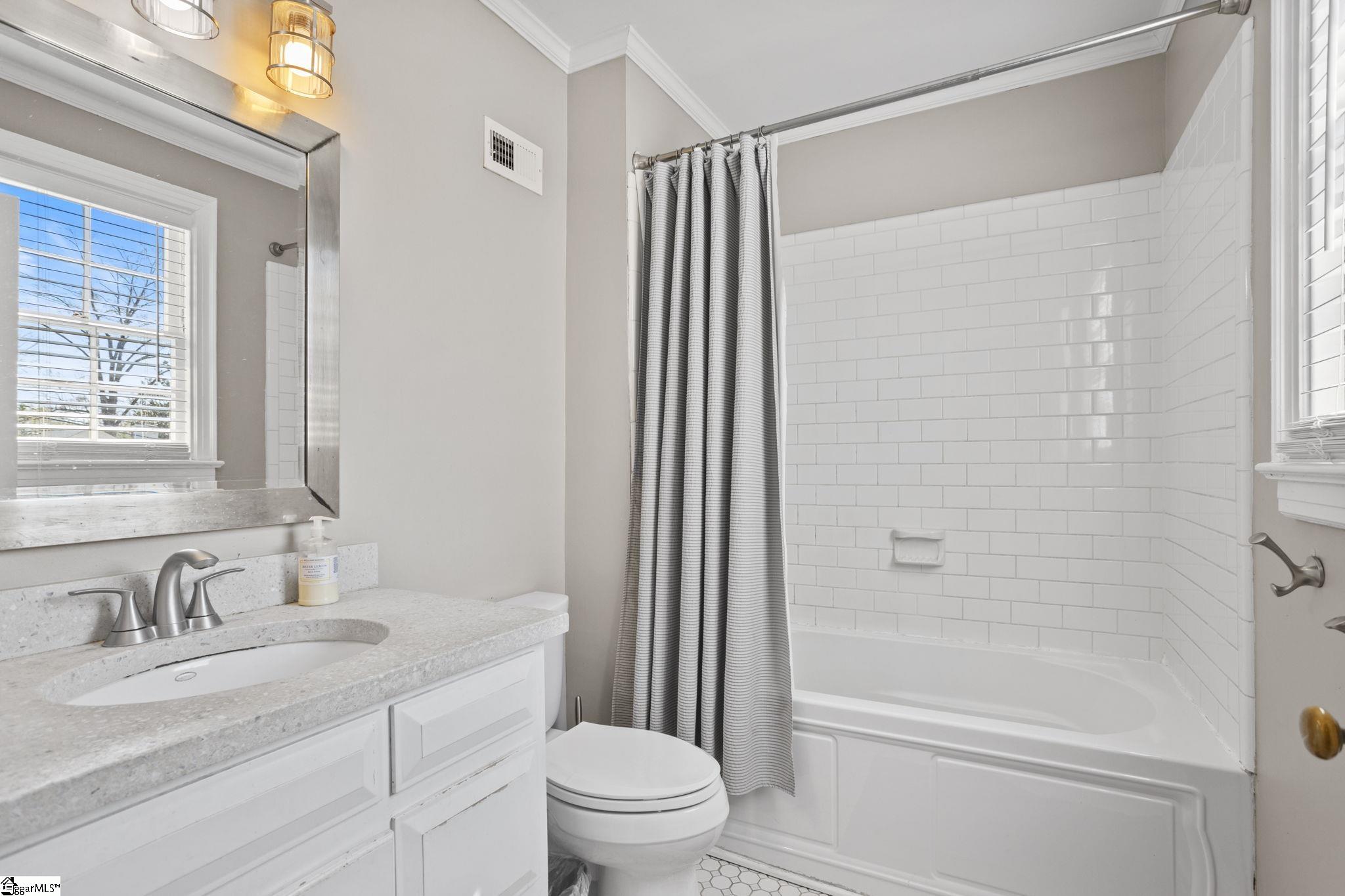 29 Club Drive Property Photo 15