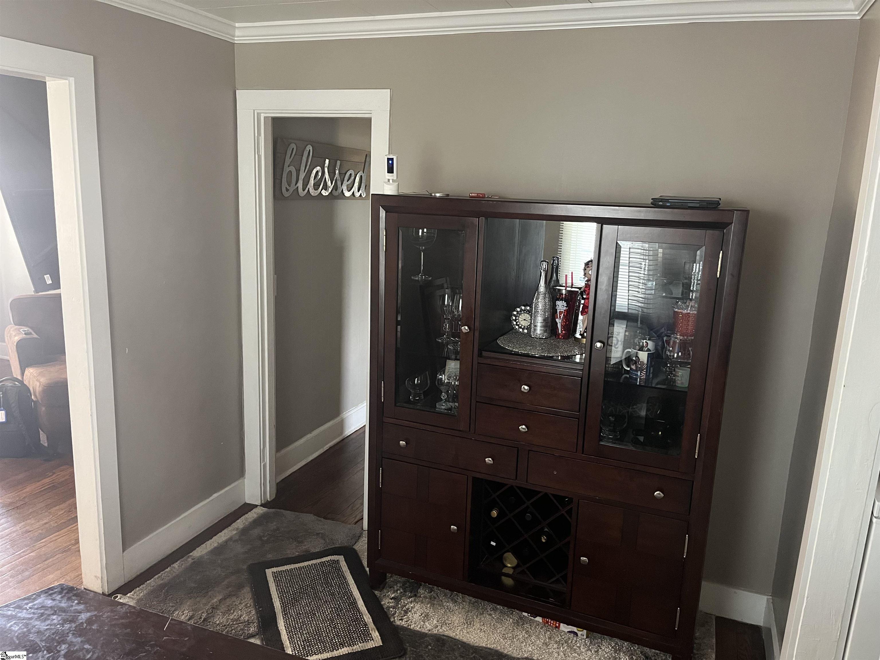 107 Somerset Street Property Photo 12