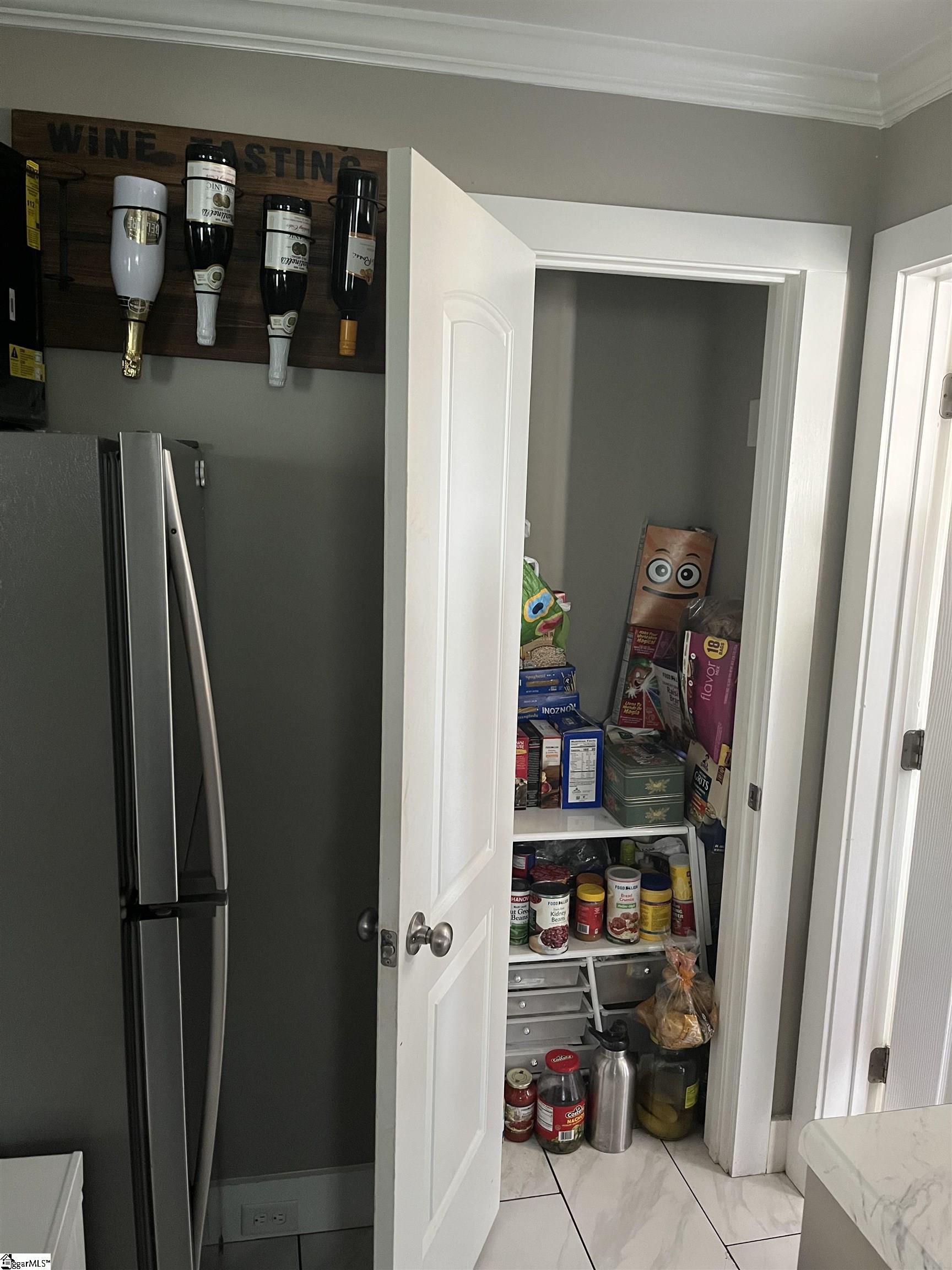 107 Somerset Street Property Photo 19