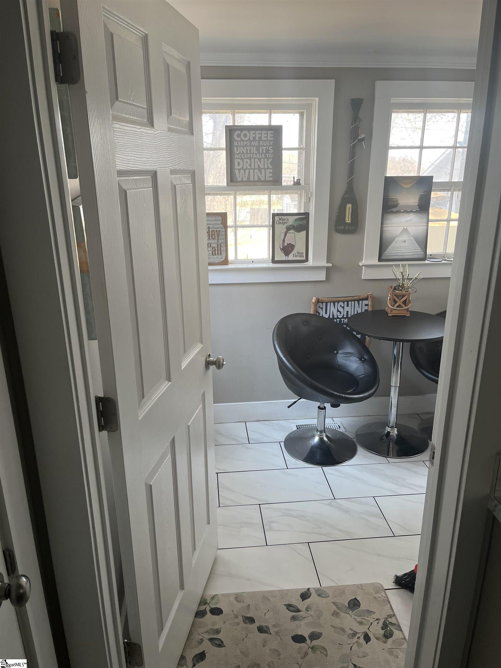 107 Somerset Street Property Photo 20