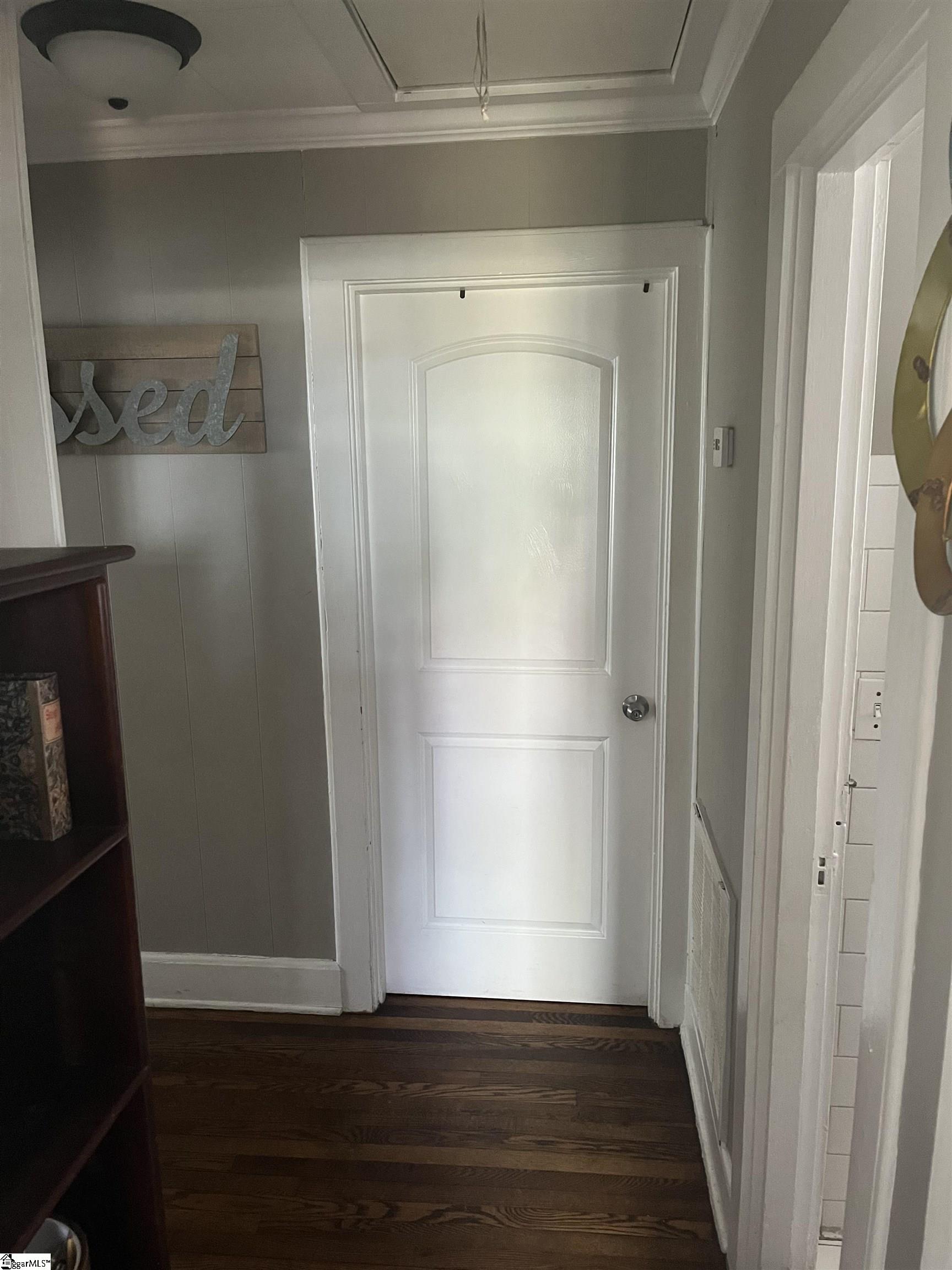 107 Somerset Street Property Photo 36