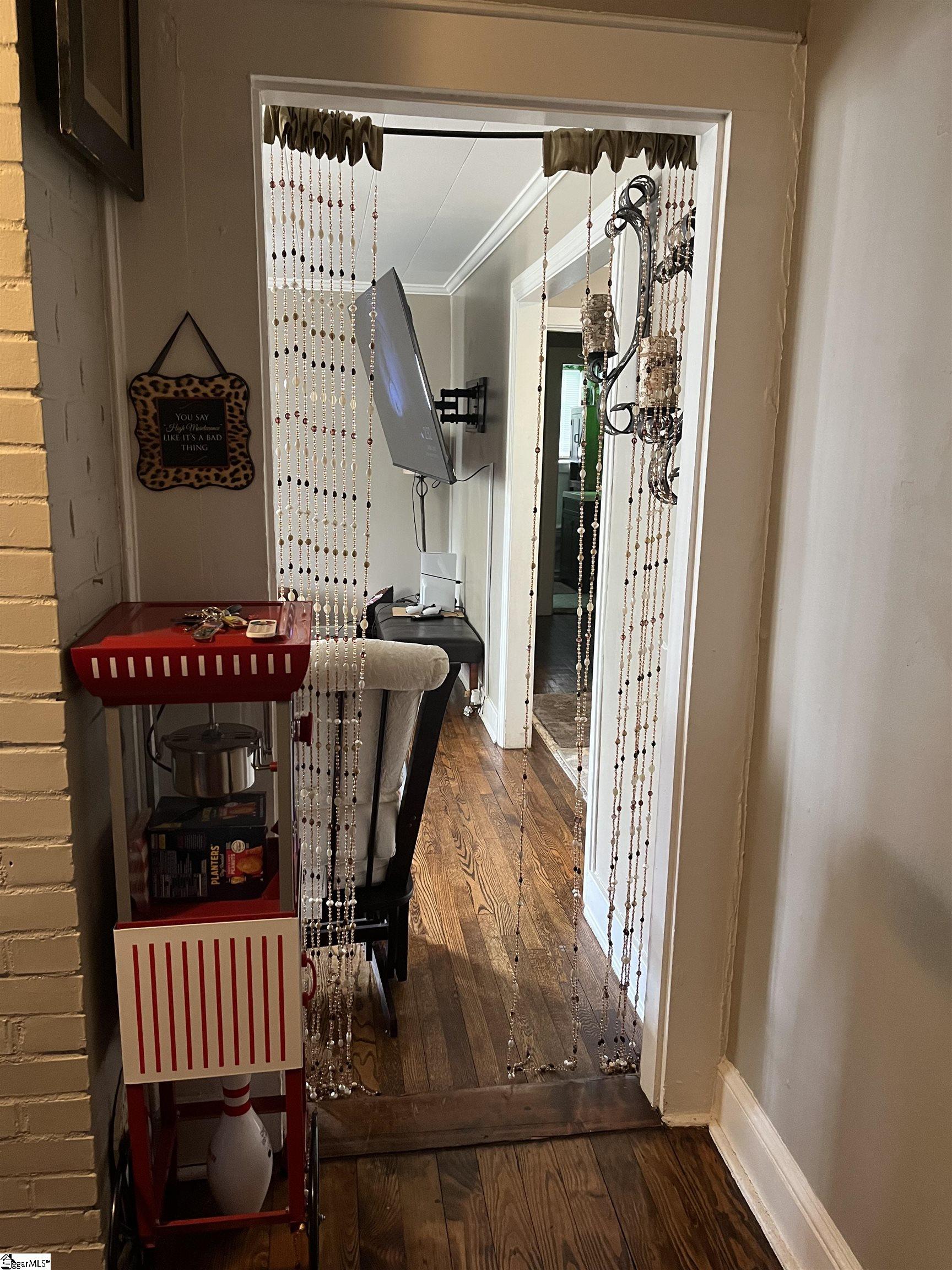 107 Somerset Street Property Photo 44