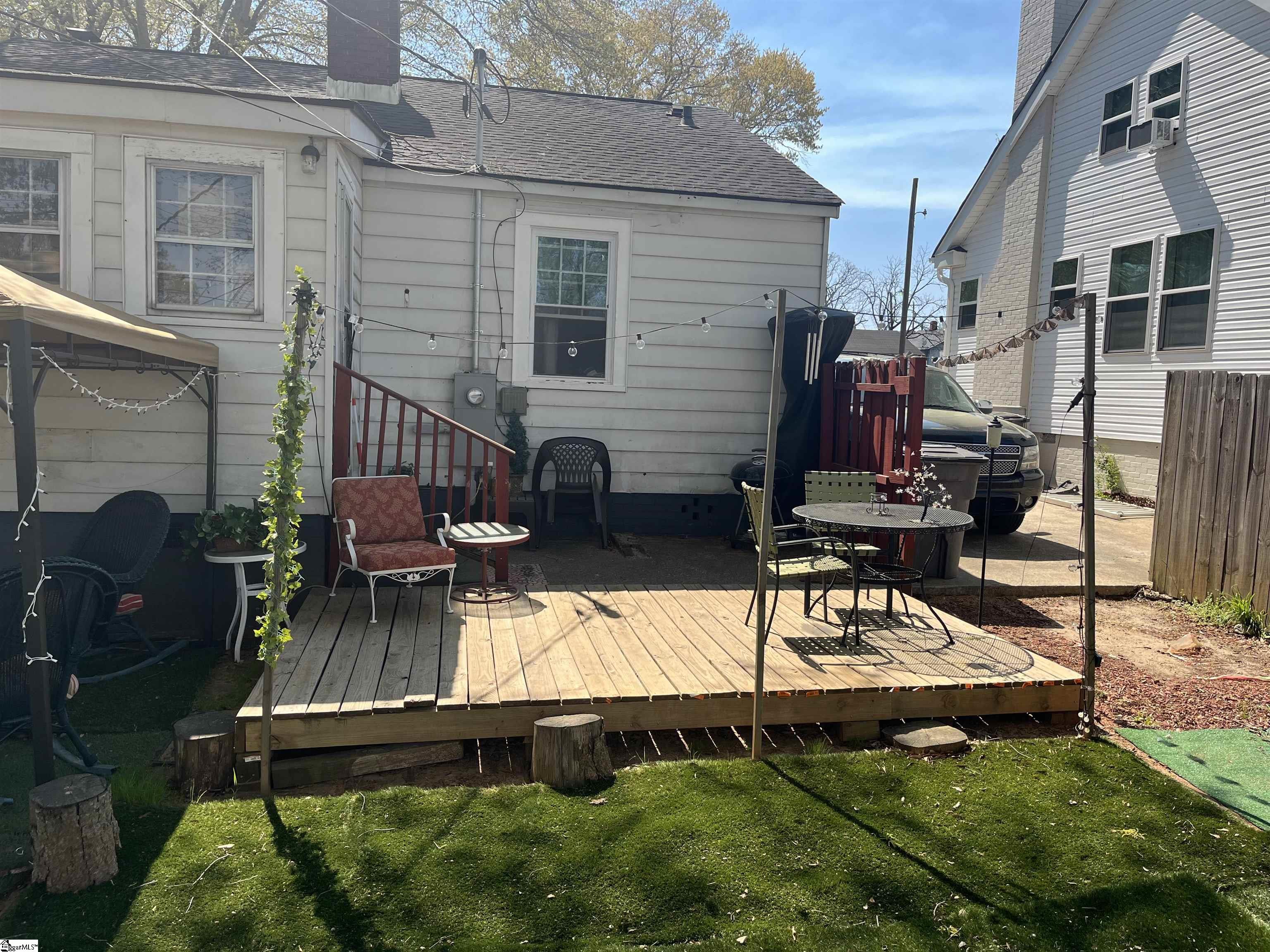 107 Somerset Street Property Photo 46