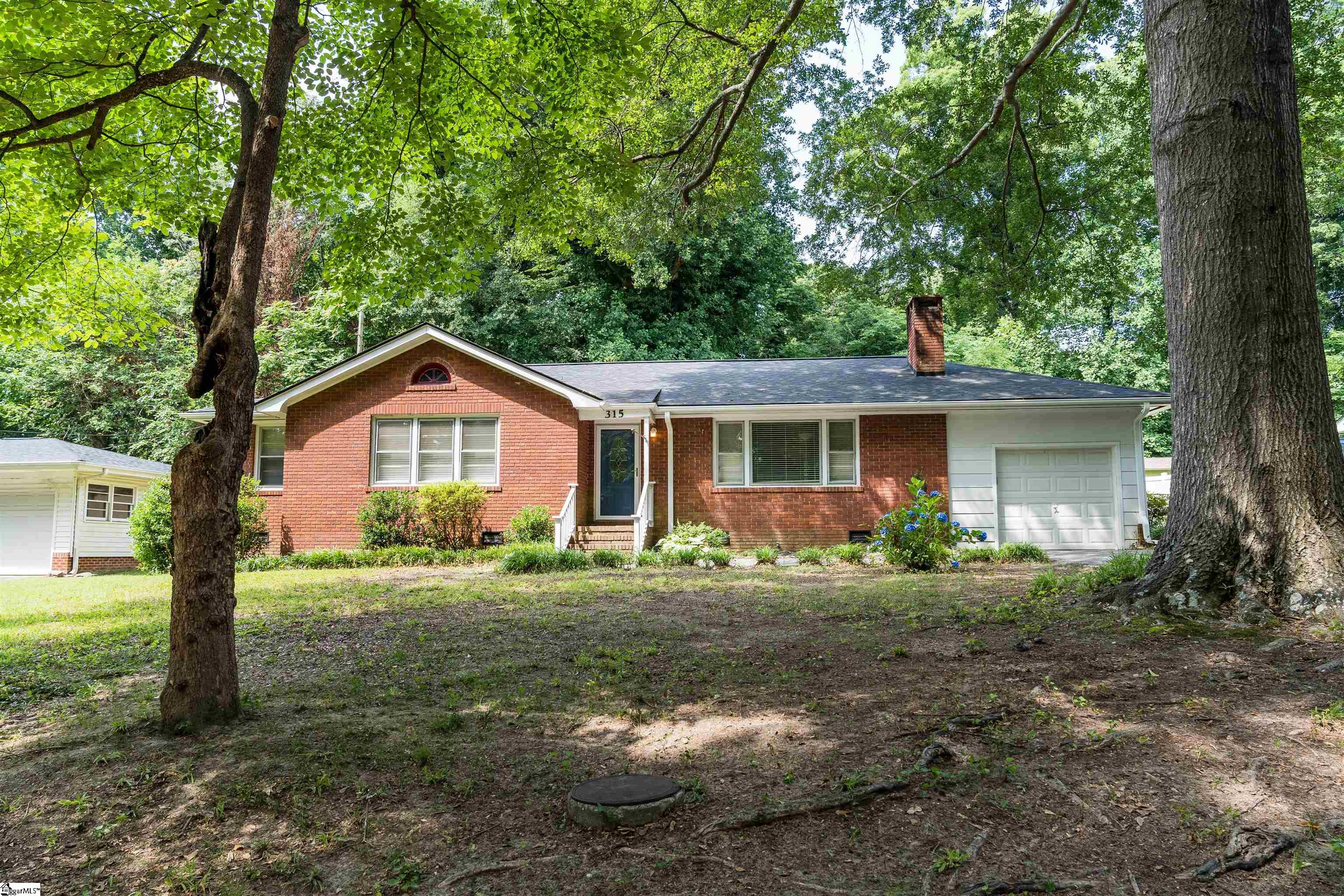 315 Francis Marion Drive Property Photo