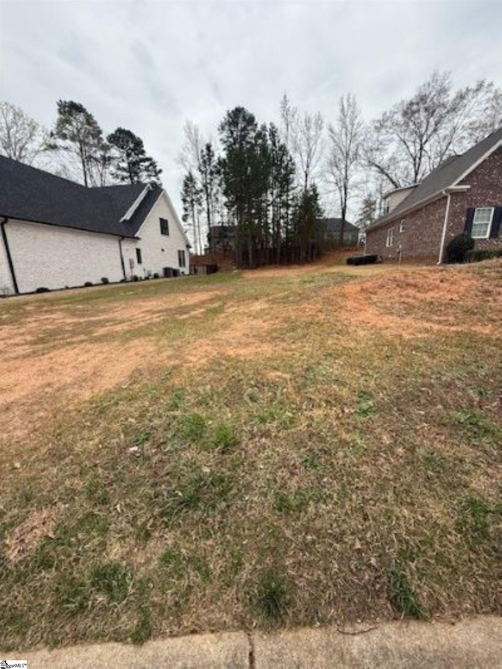 108 Courtyard Drive Property Photo