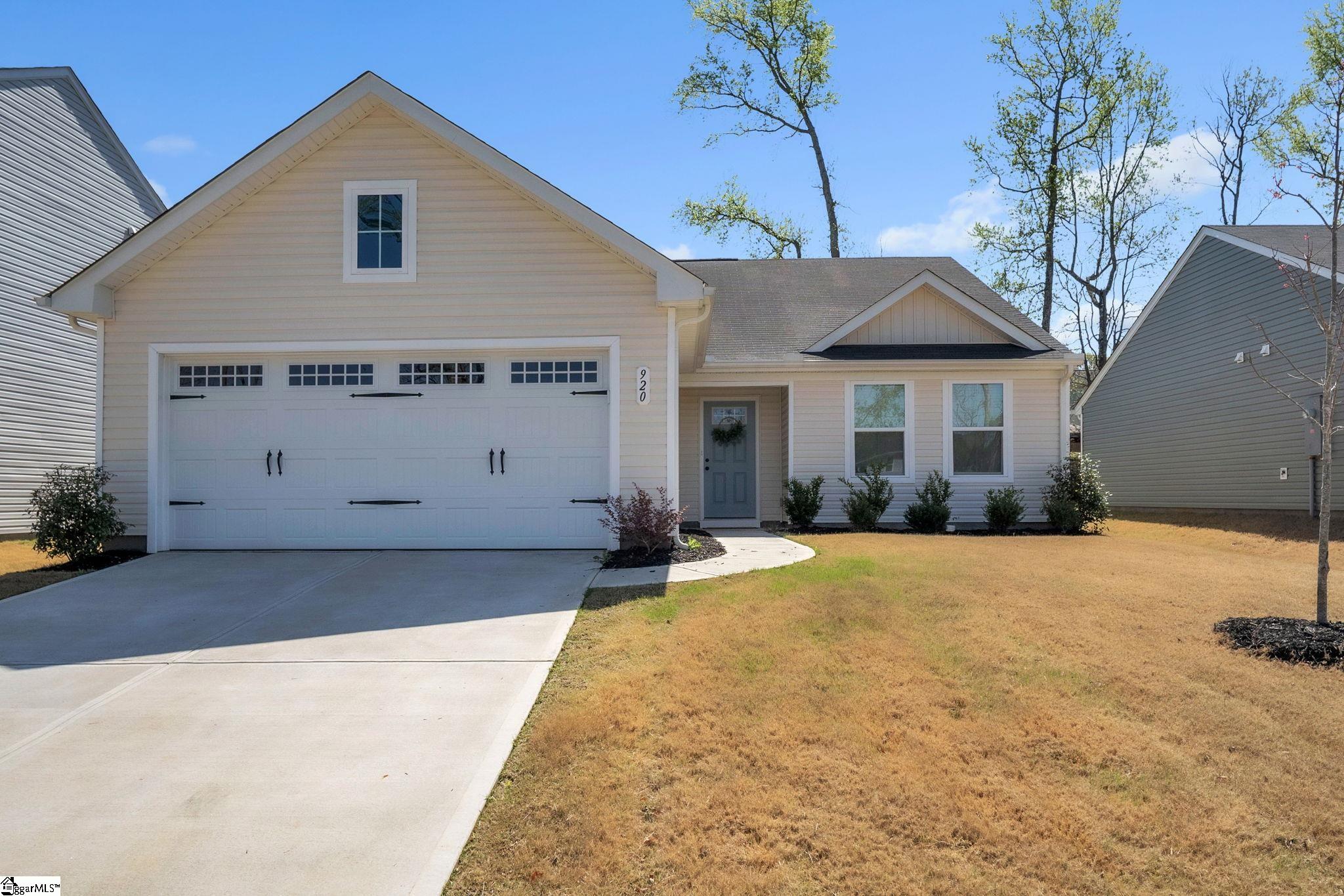Arden Woods Classics Real Estate Listings Main Image