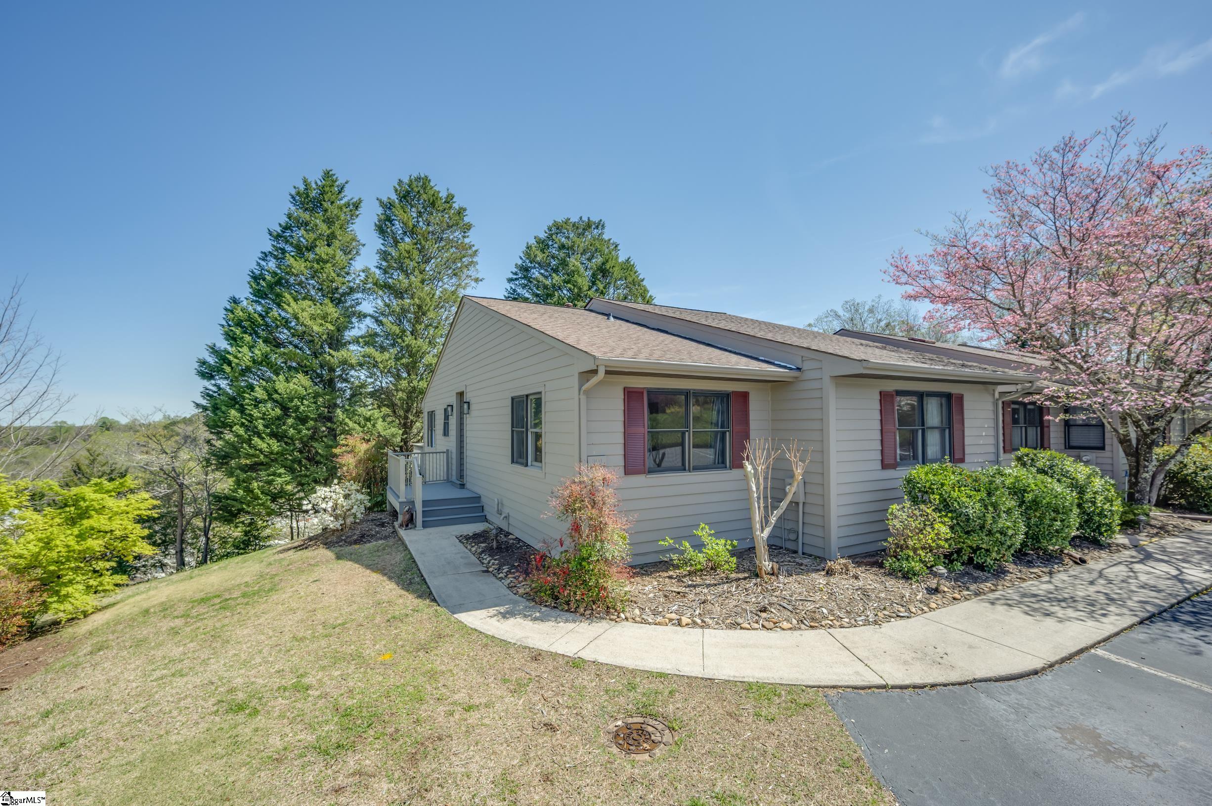 77 Chestnut Street Property Photo