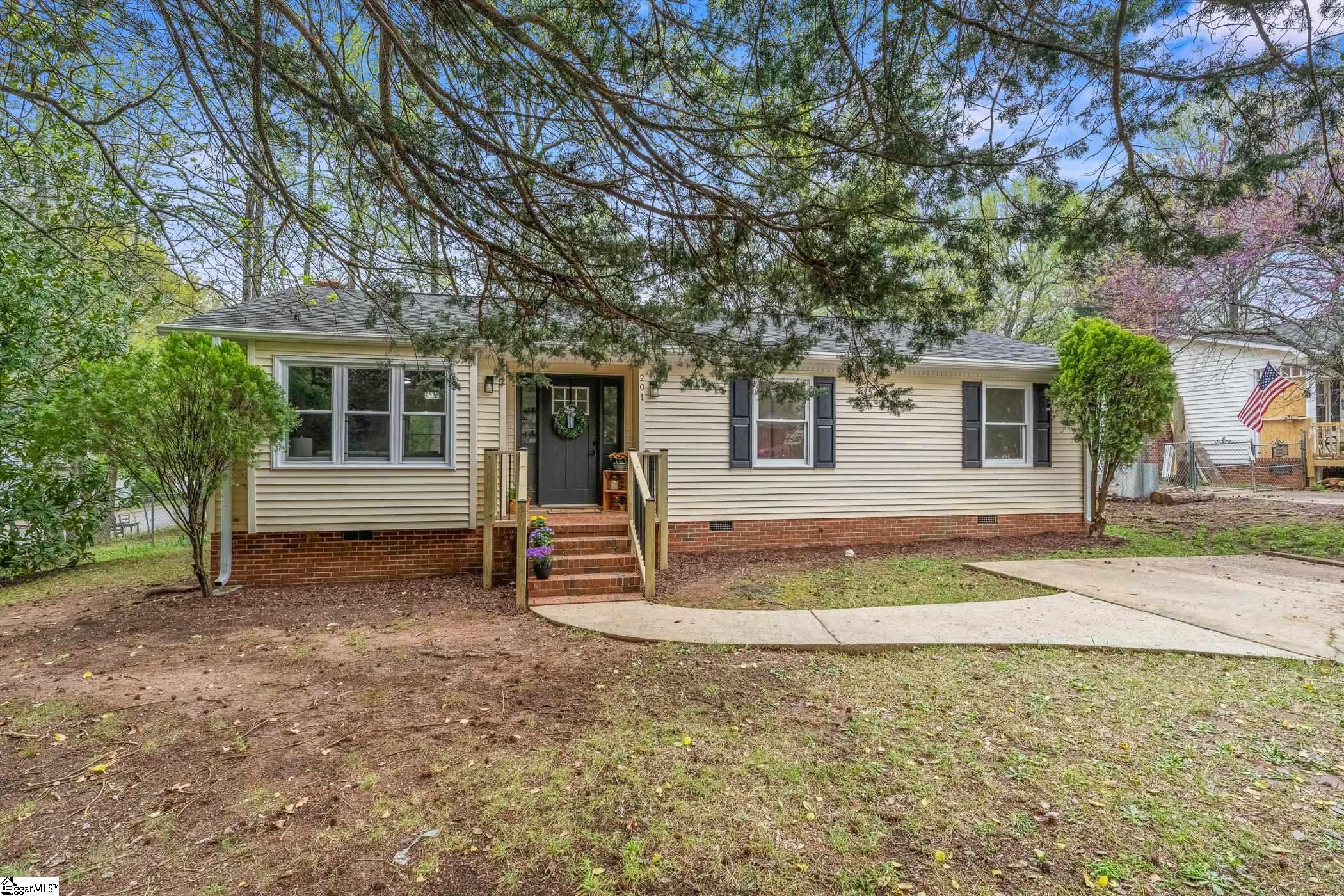 Altamont Forest Real Estate Listings Main Image