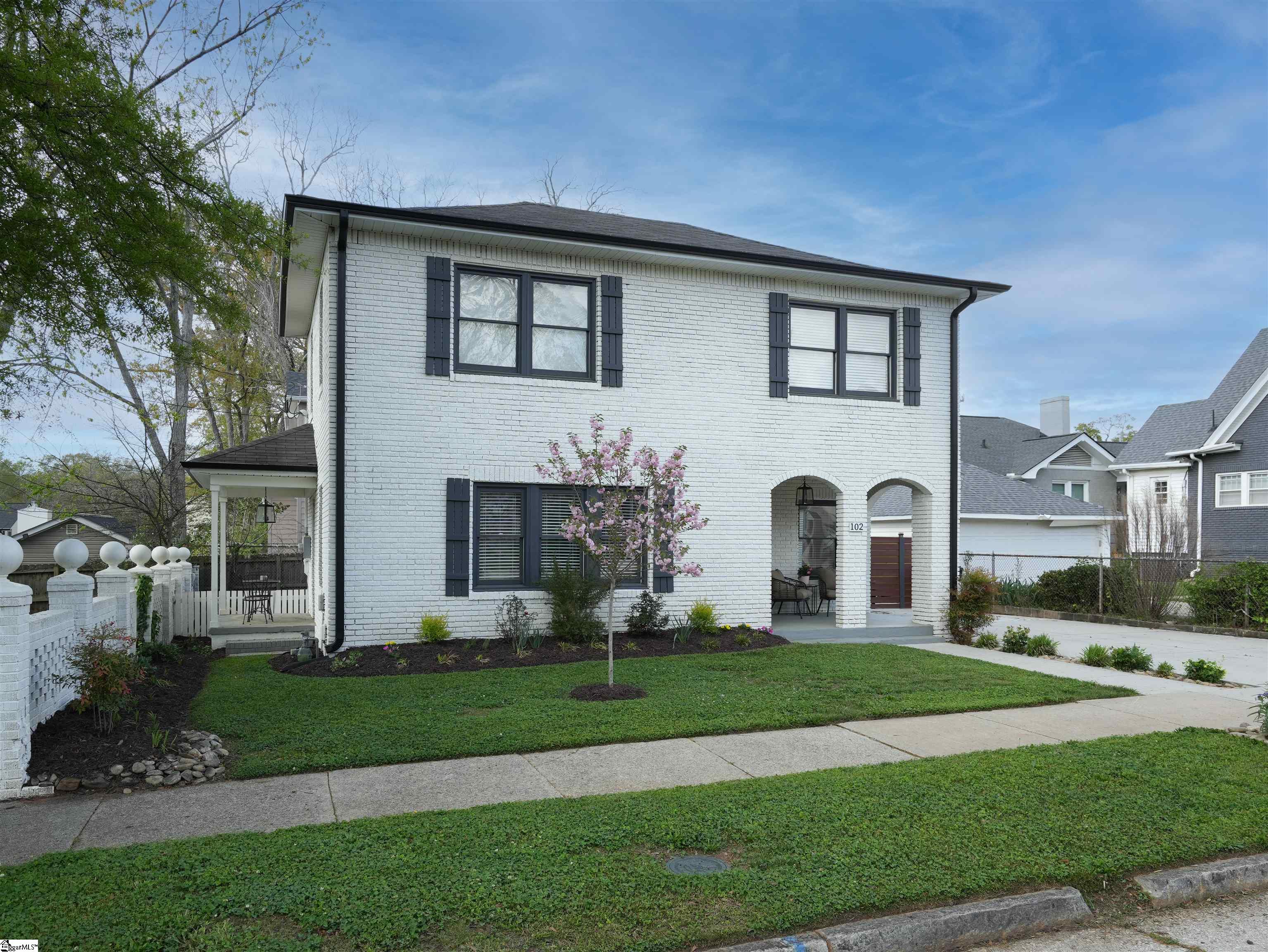 102 Otis Street Property Photo