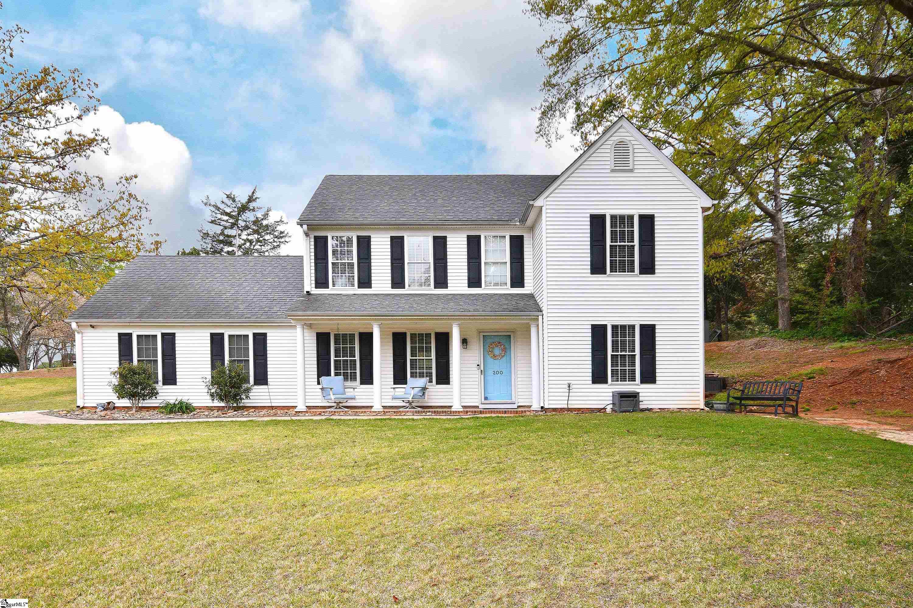 200 Edgewater Drive Property Photo