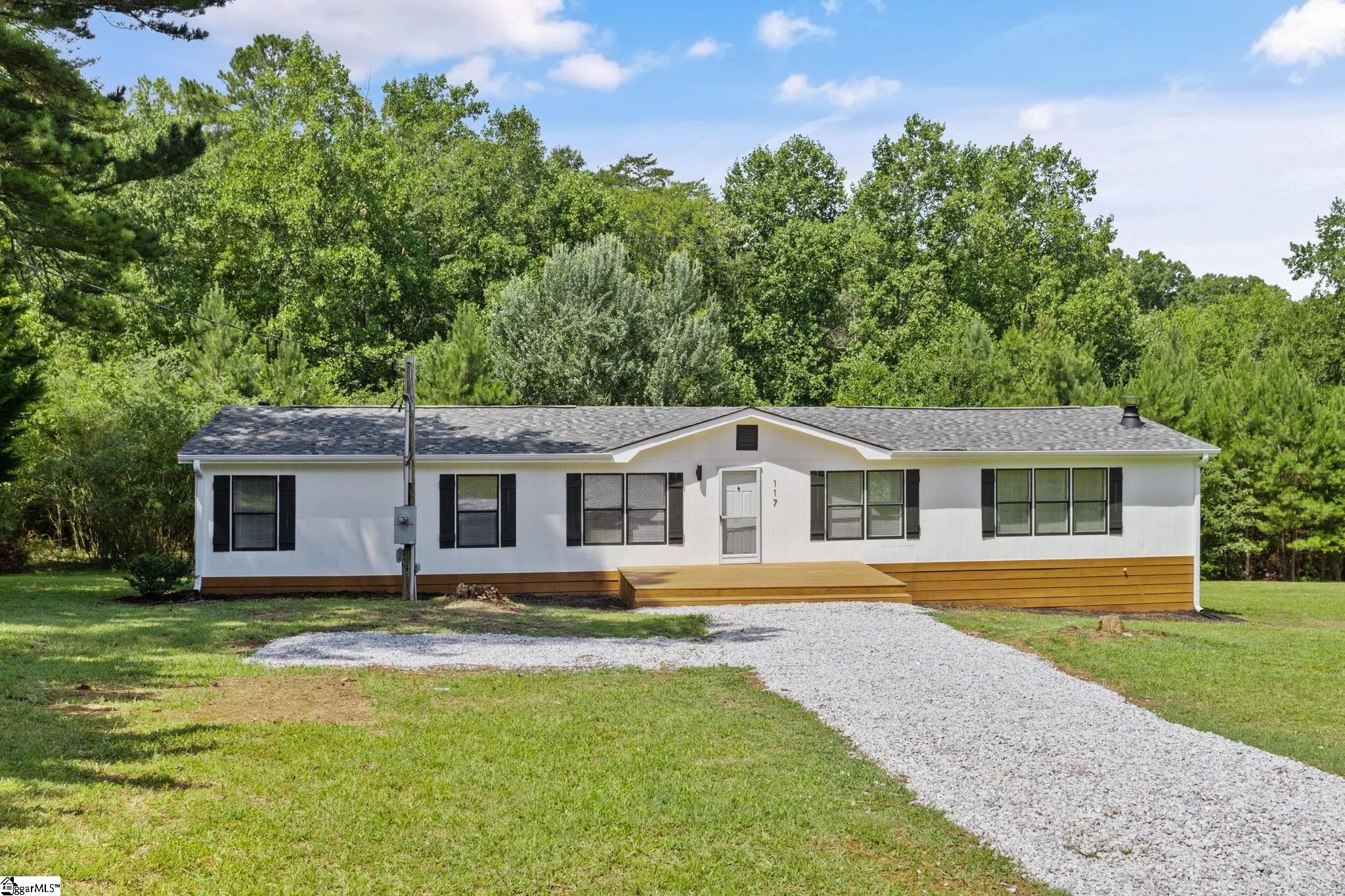 117 Hummingbird Lane Property Photo