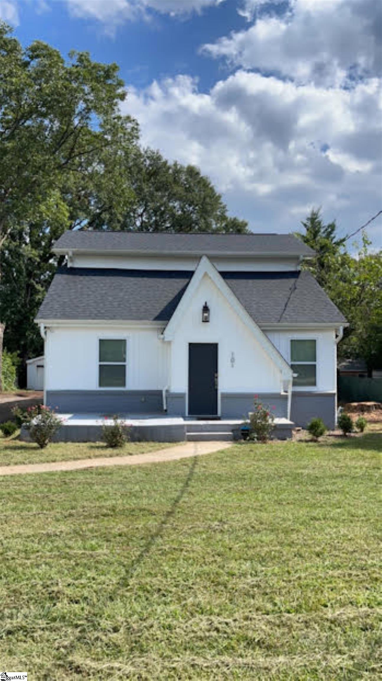101 S Franklin Road Property Photo