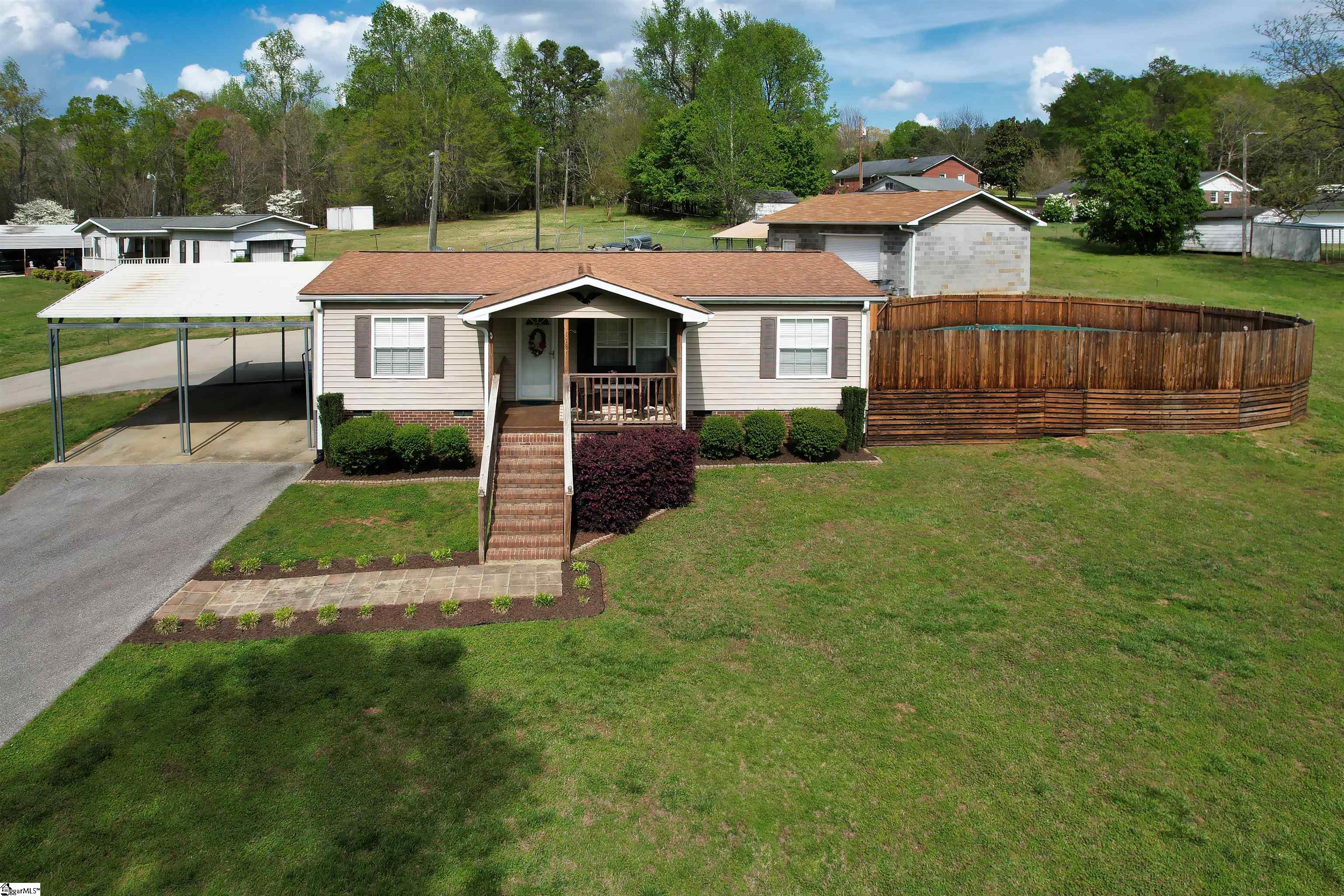 118 Brooke Drive Property Photo