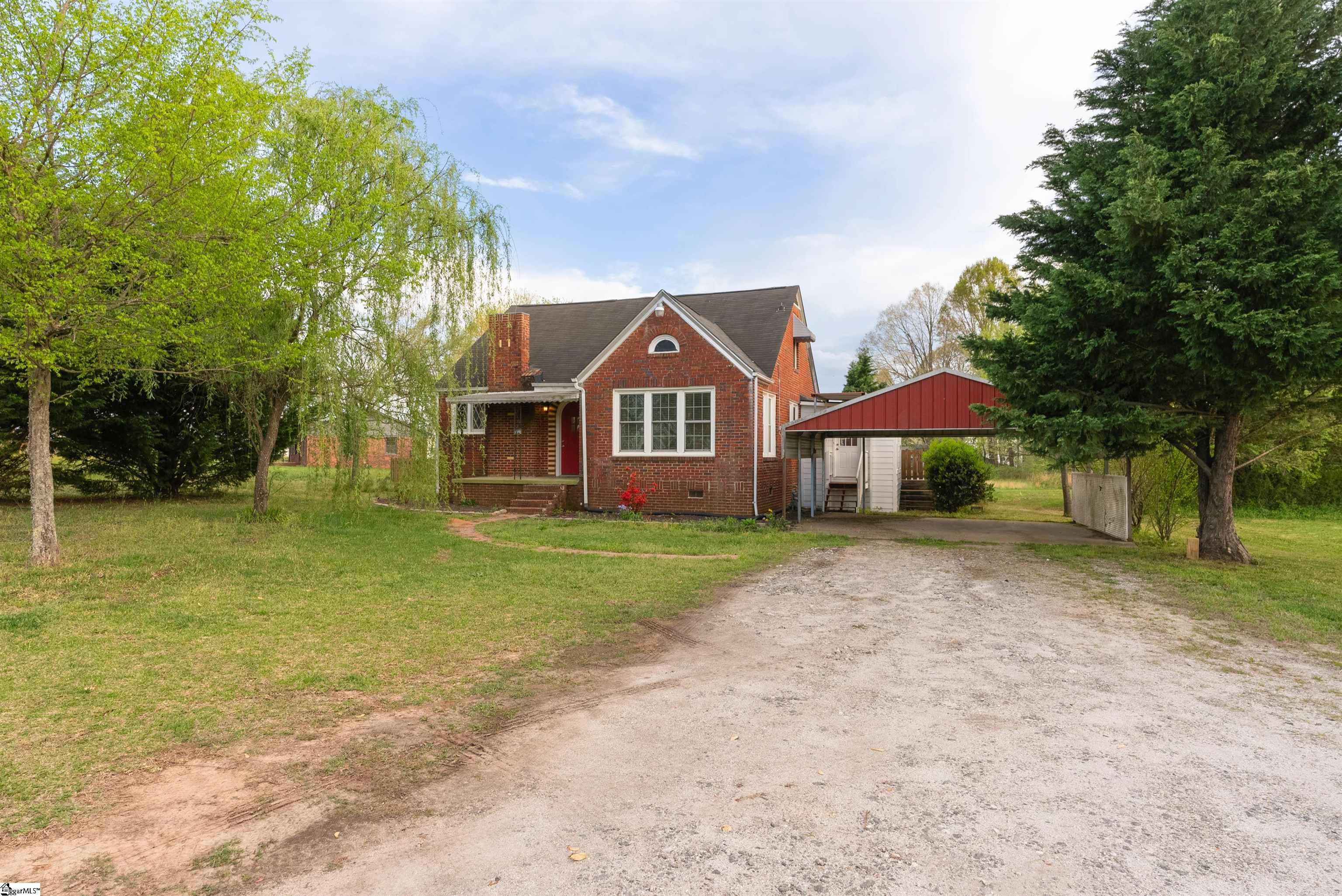 114 Apple Valley Road Property Photo