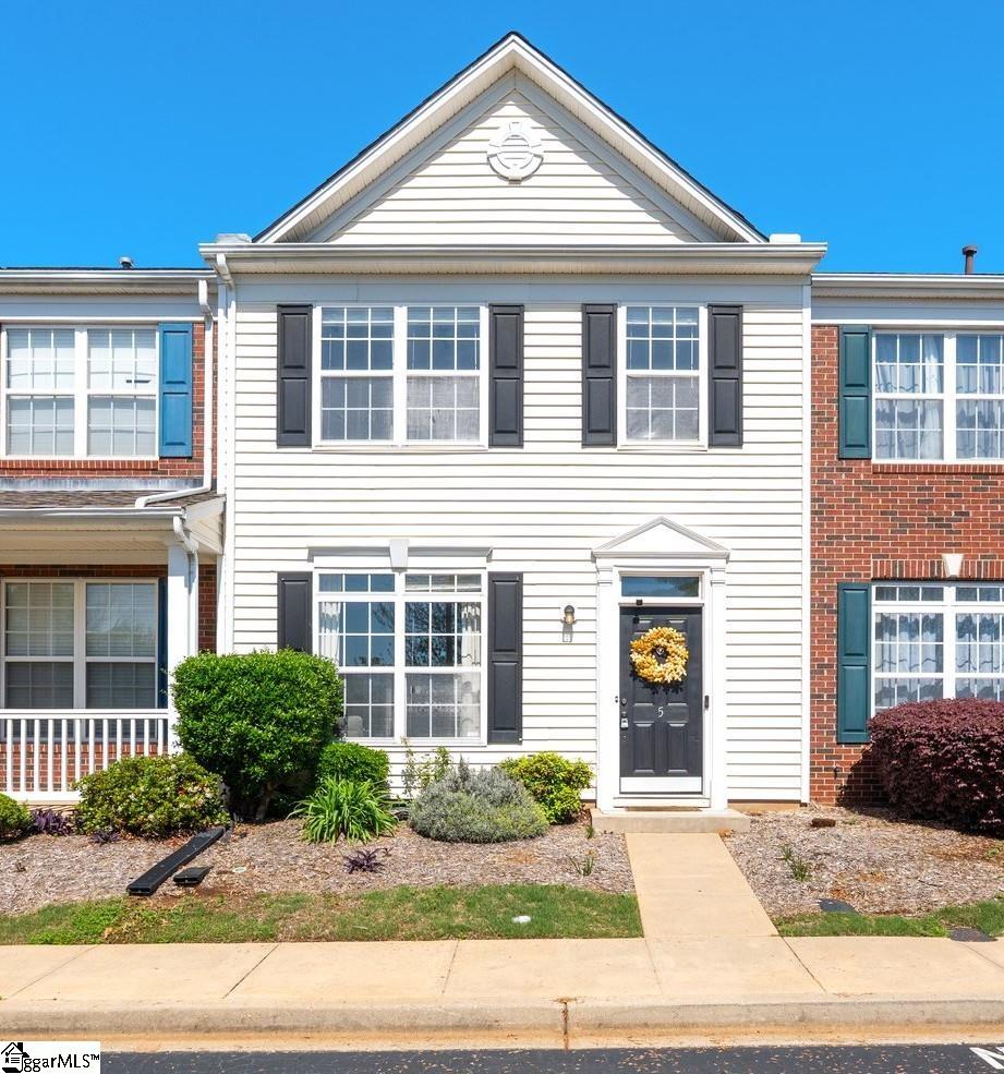 5 Stratus Court Property Photo