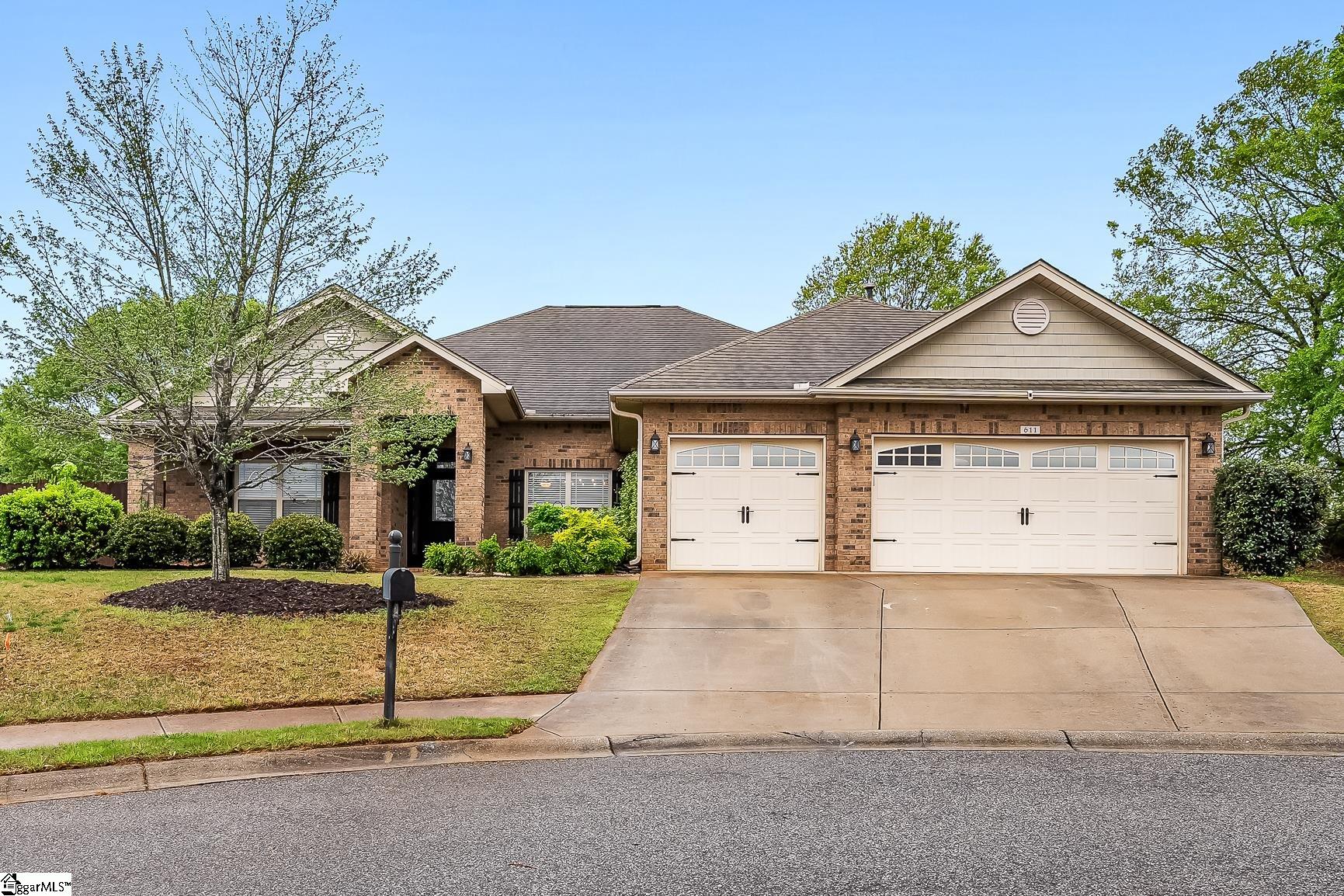 611 Hedgeapple Lane Property Photo