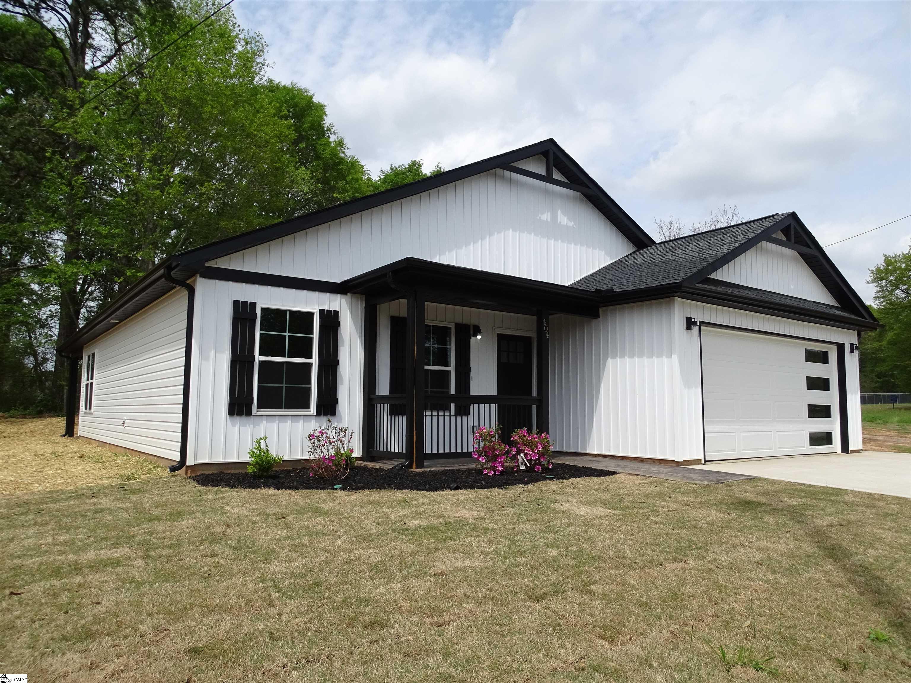 404 W Manning Street Property Photo