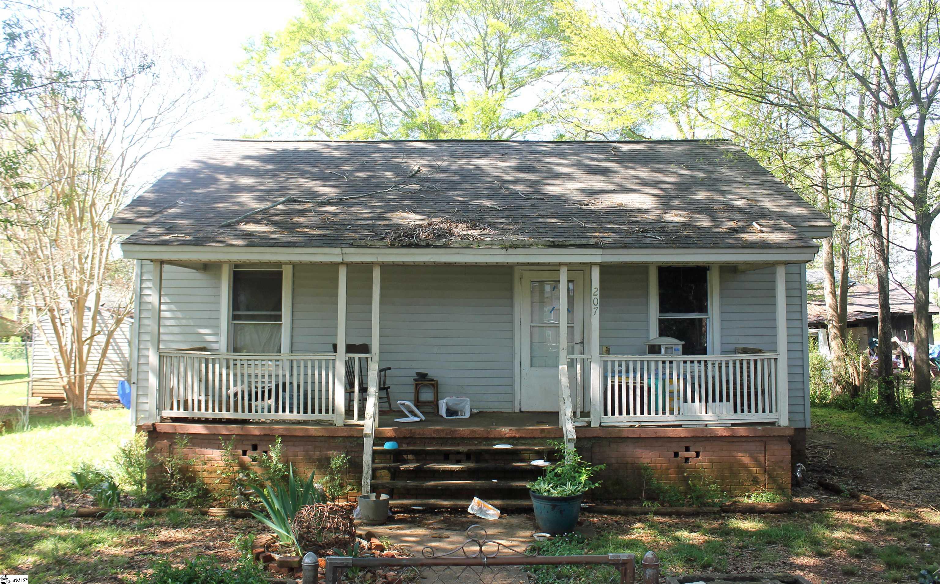 207 Brooks Avenue Property Photo
