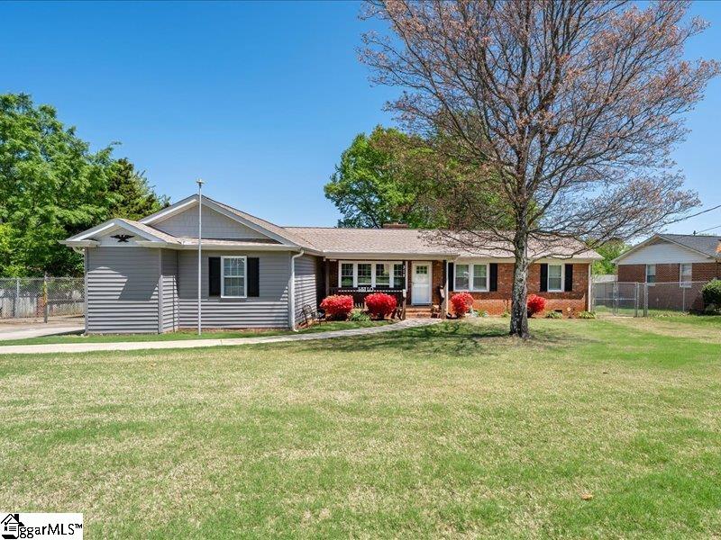 312 Pine Knoll Drive Property Photo