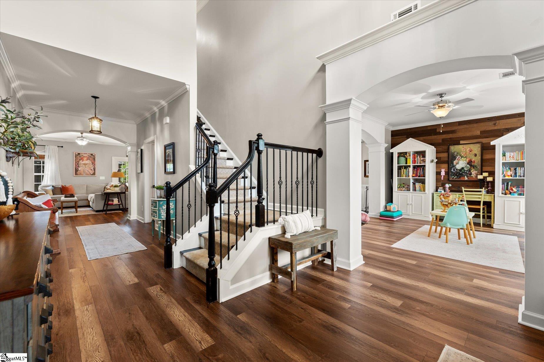 112 Moorgate Drive Property Photo 3
