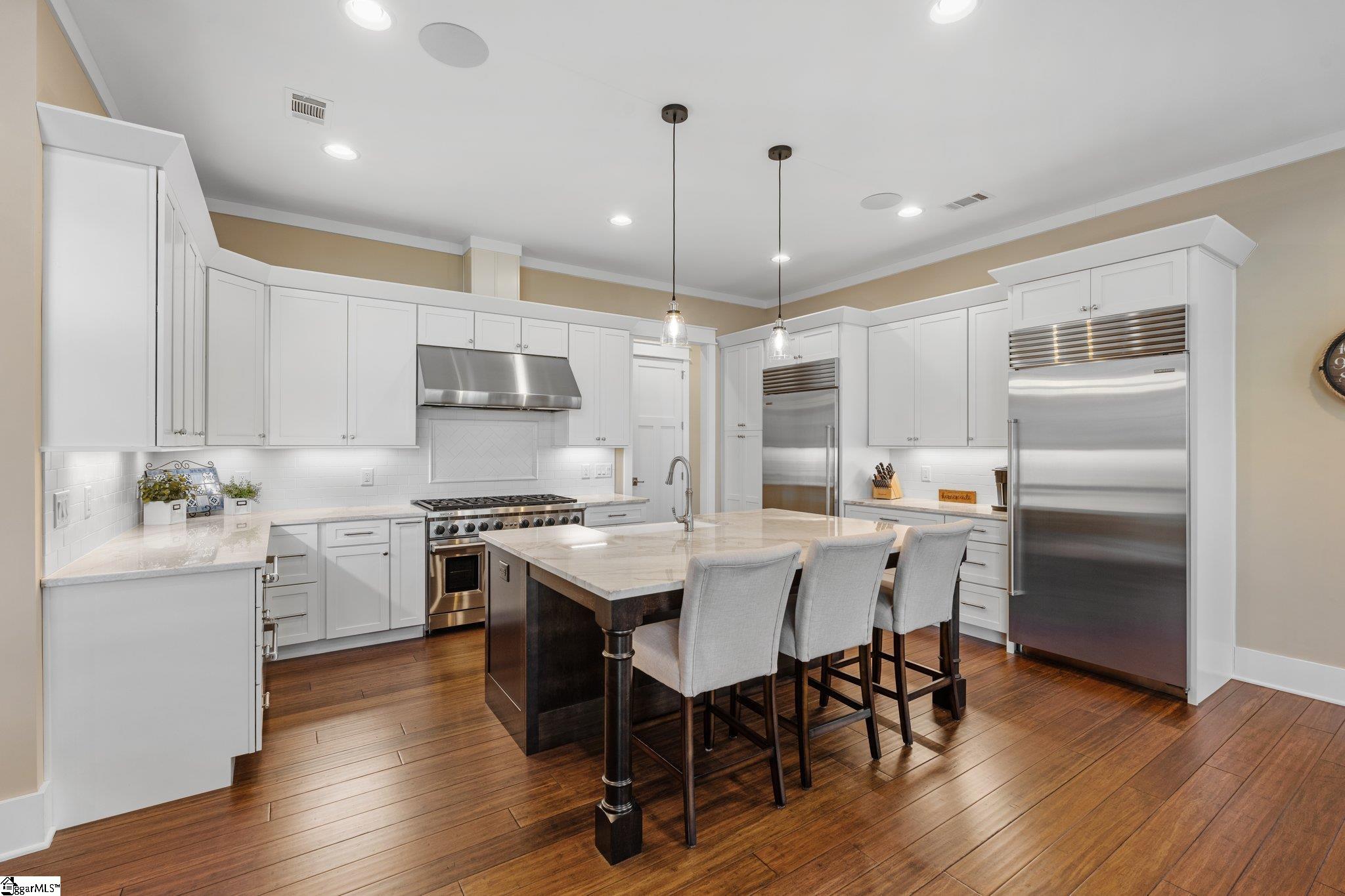 1553919 Property Photo 9