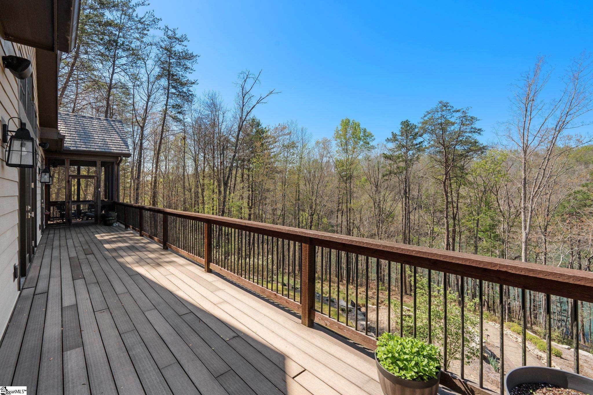 1553919 Property Photo 23