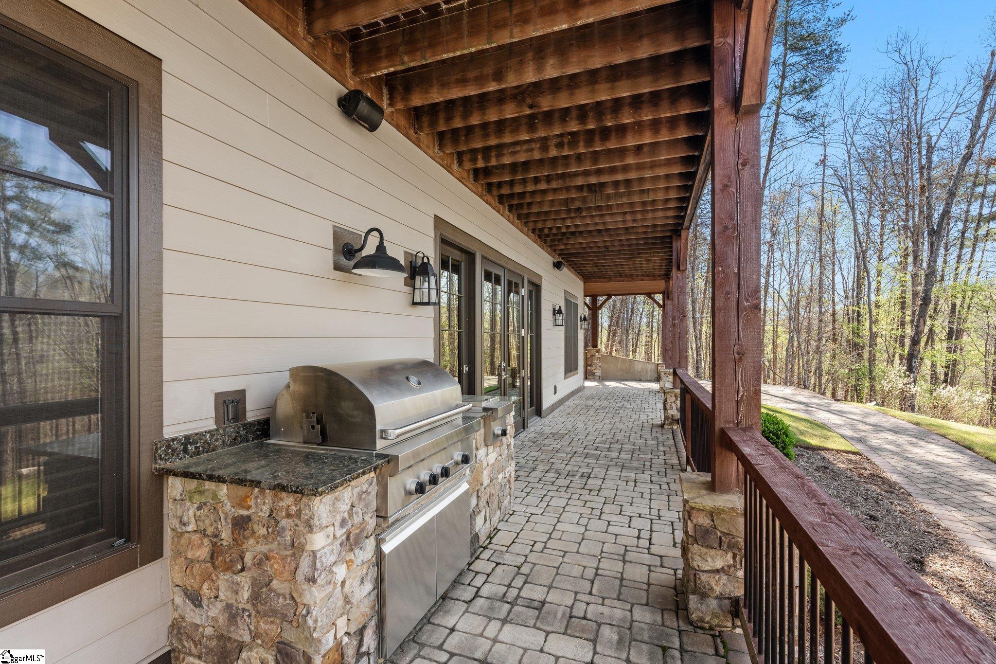 1553919 Property Photo 35