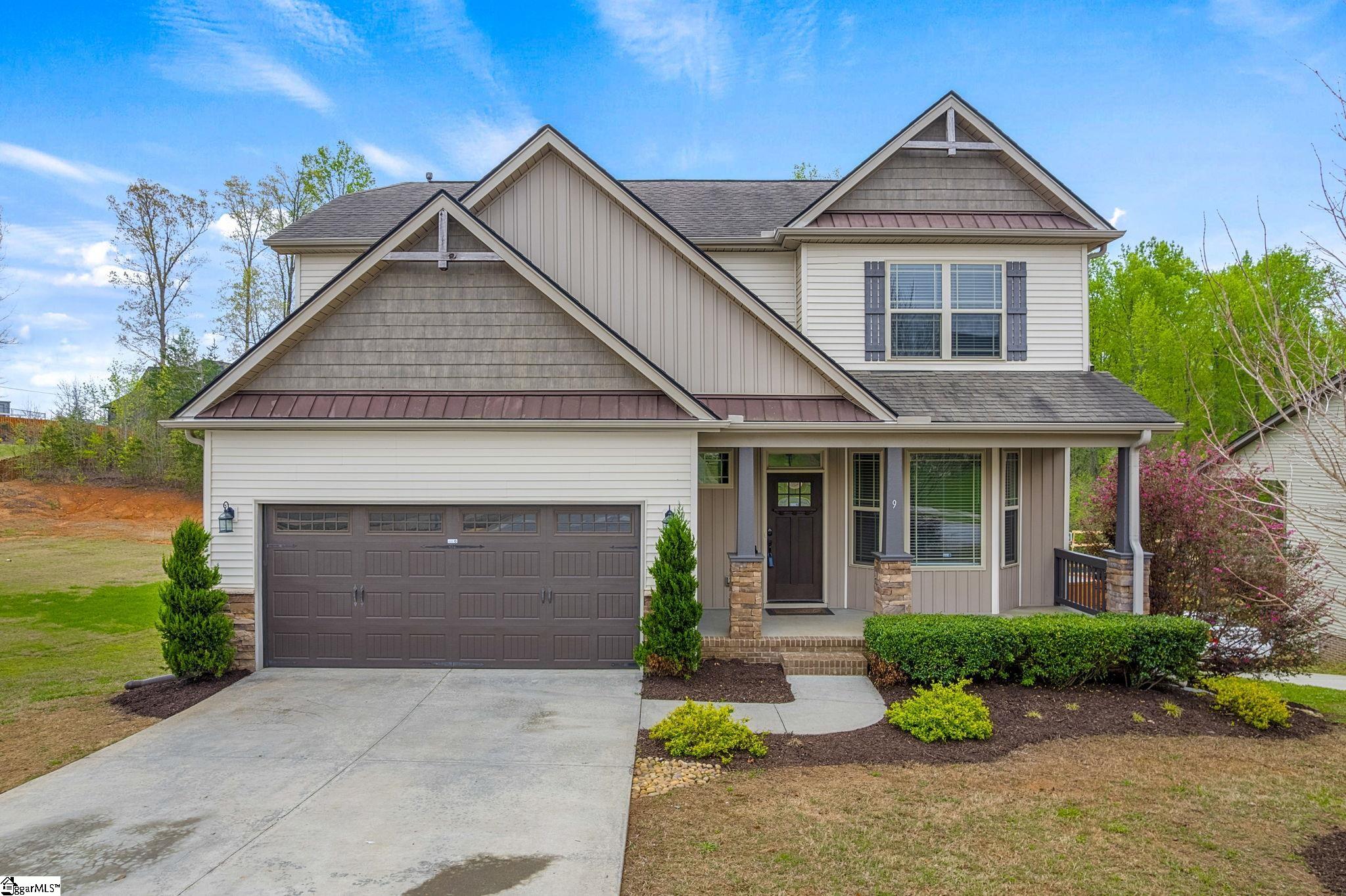 Amber Oaks Real Estate Listings Main Image
