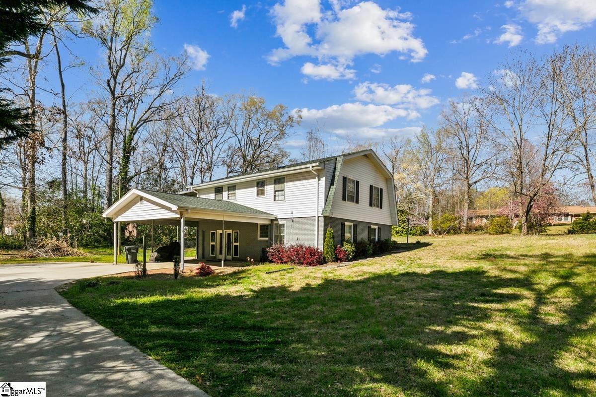302 Pamela Lane Property Photo