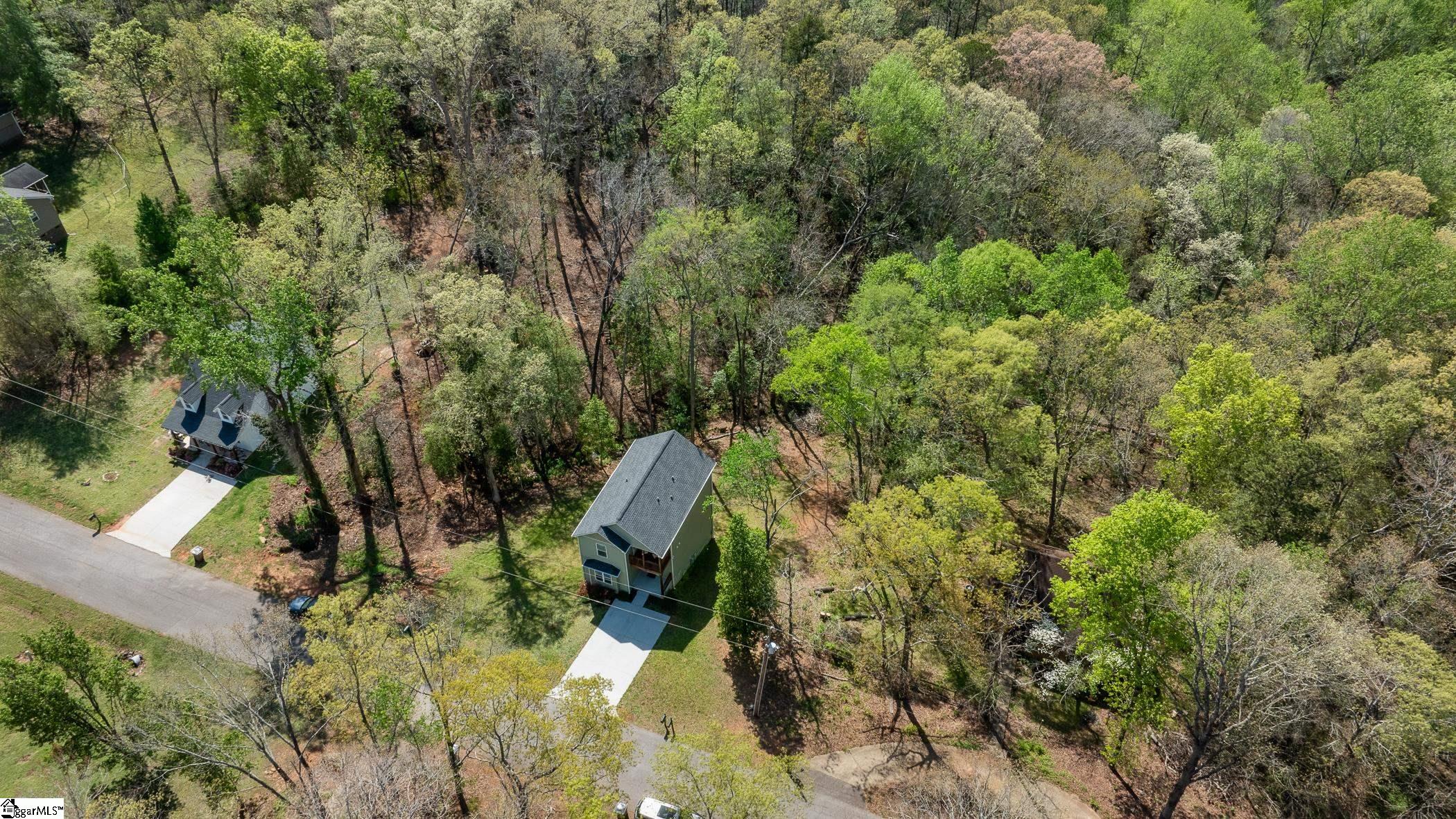 214 Country Glen Lane Property Photo 33
