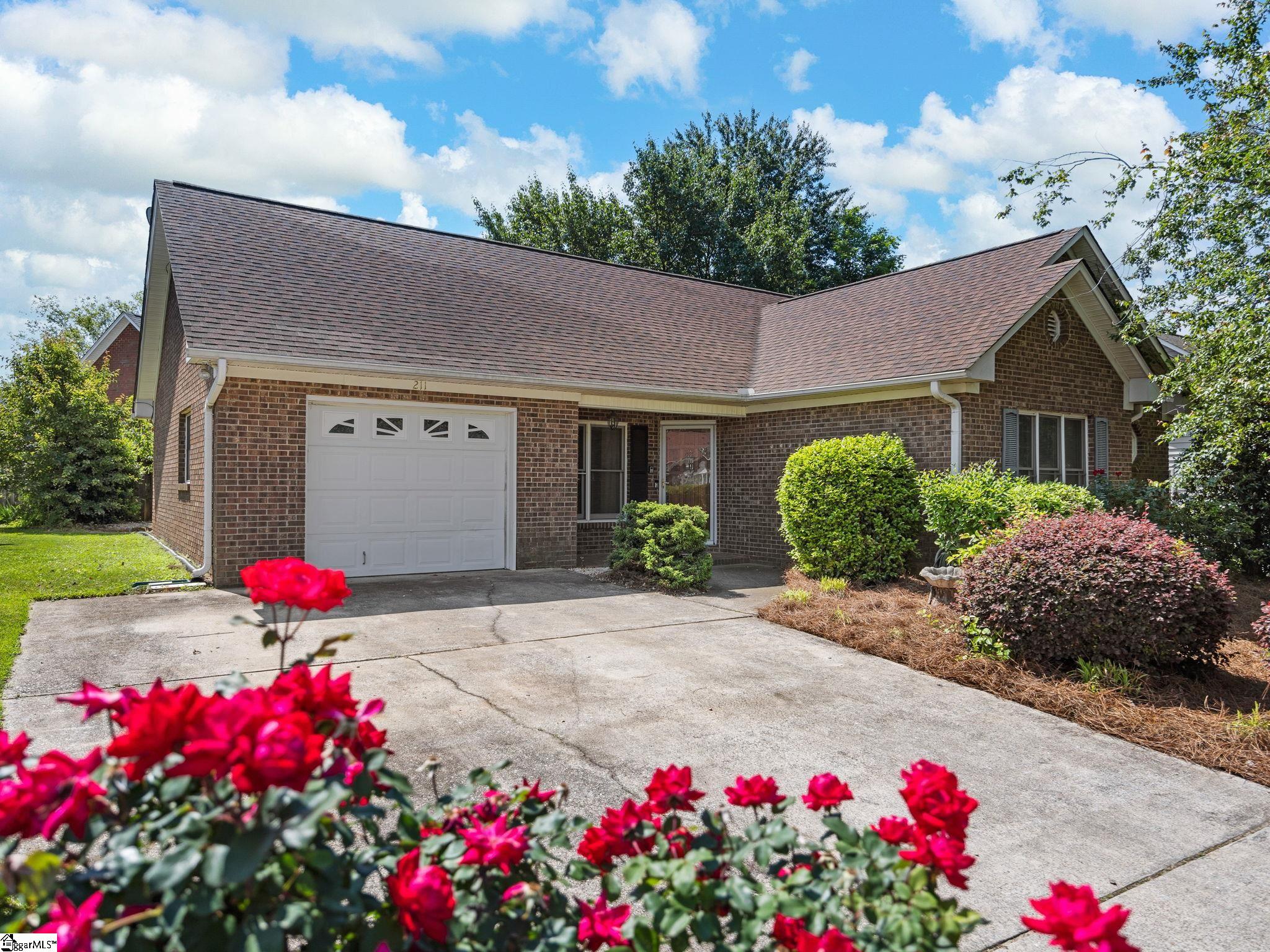 211 Ashton Drive Property Photo