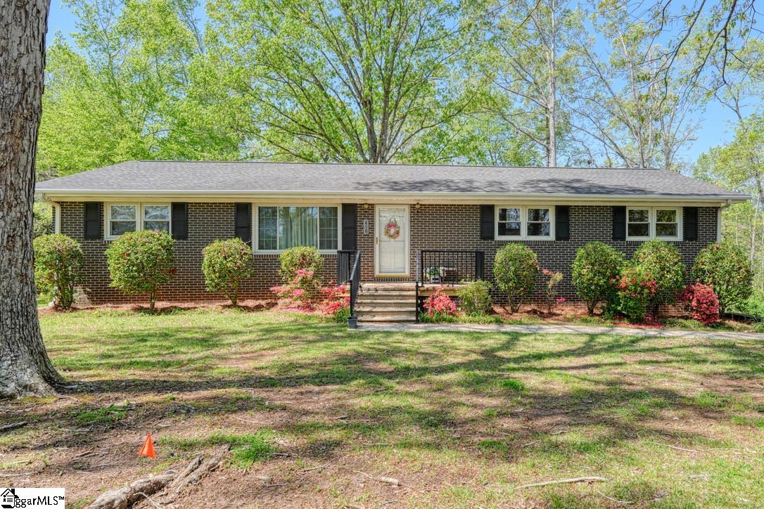 416 Woodley Road Property Photo