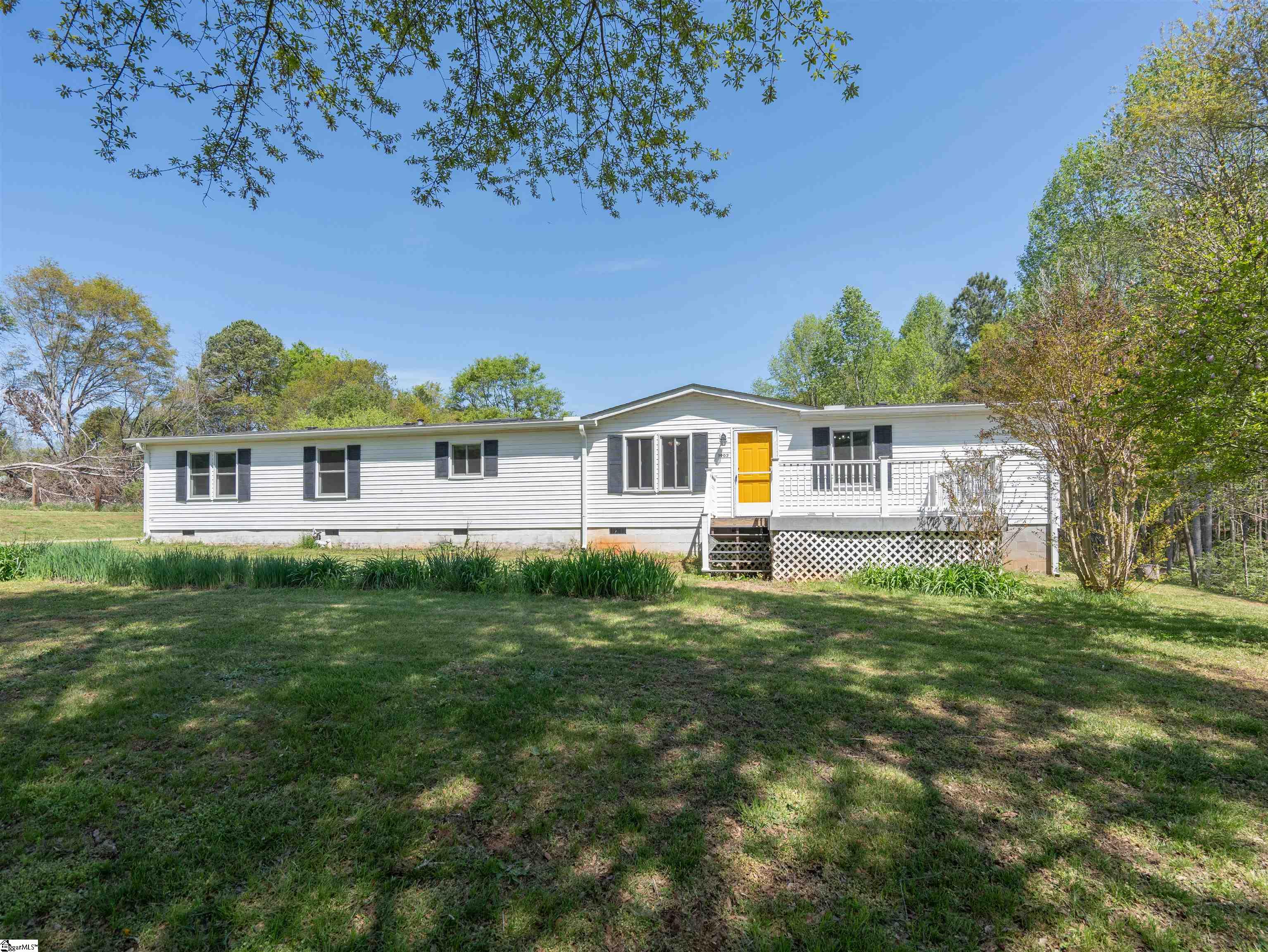 1902 Fairfield Road Property Photo