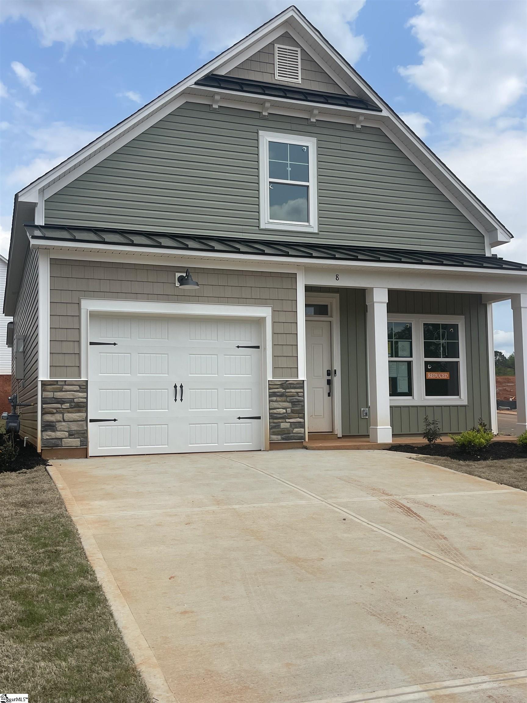 8 Sweetgrass Street Property Photo