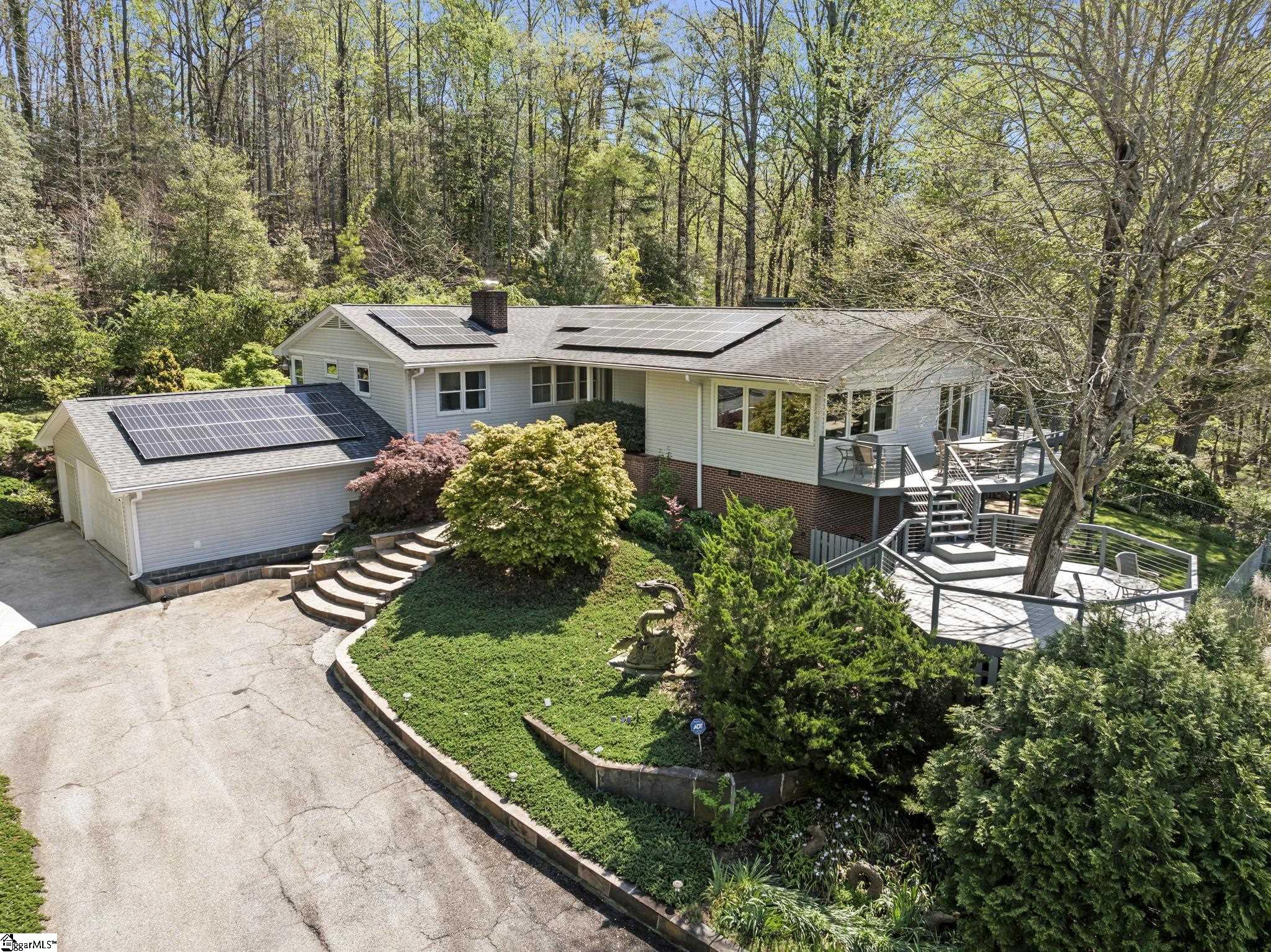 1554195 Property Photo
