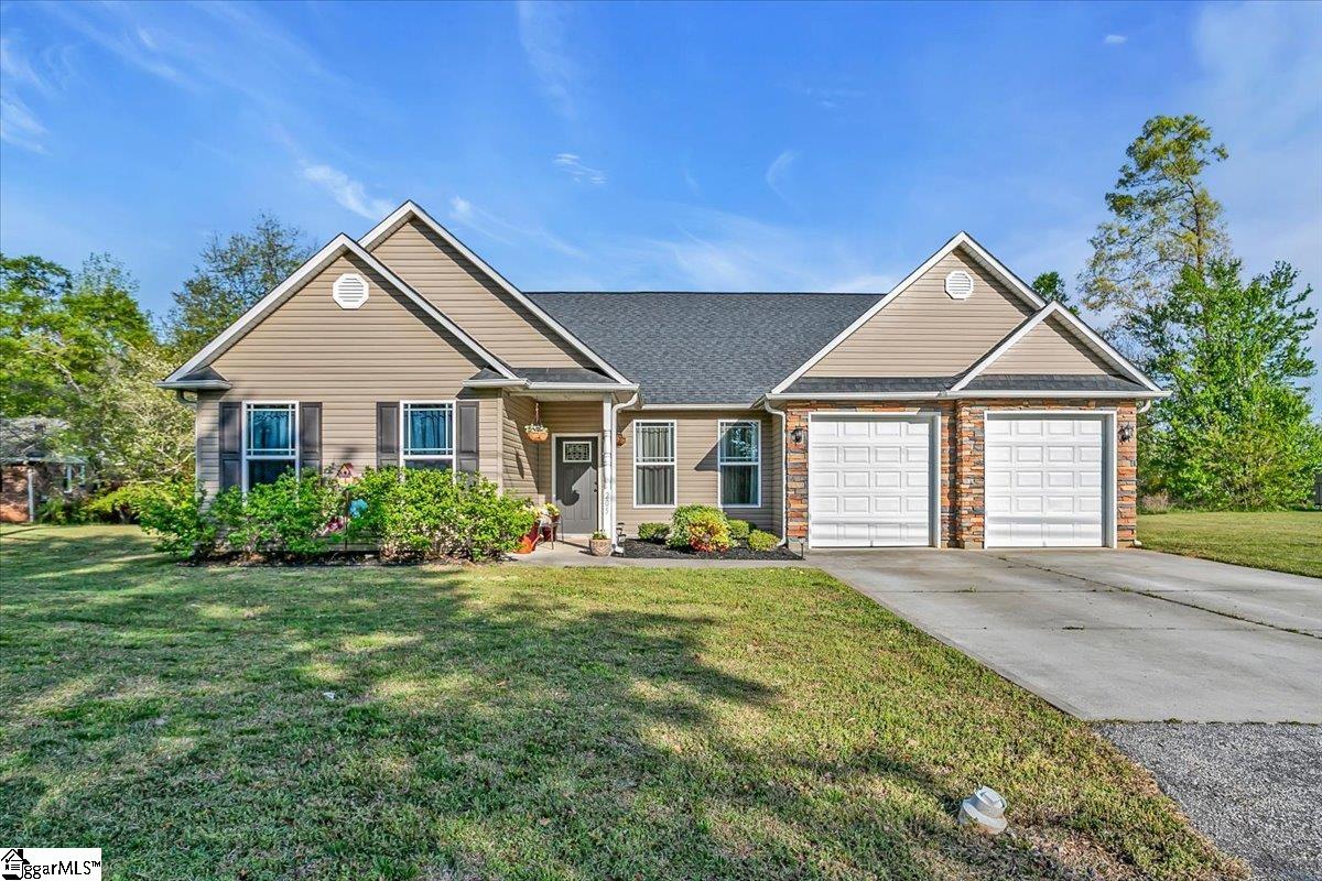 205 Luray Drive Property Photo