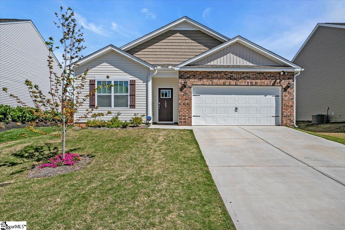 103 Slateford Circle Property Photo