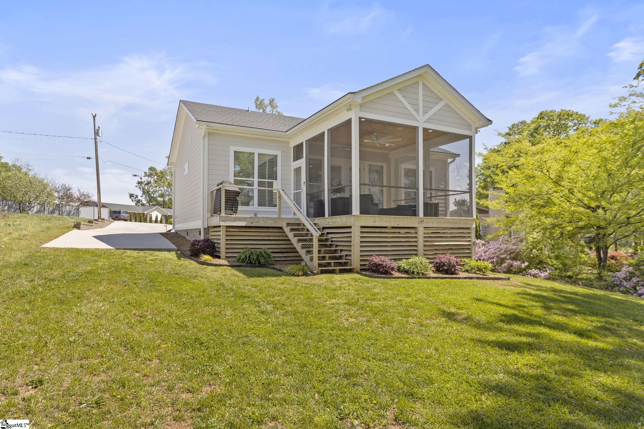 201 Suttles Road Property Photo