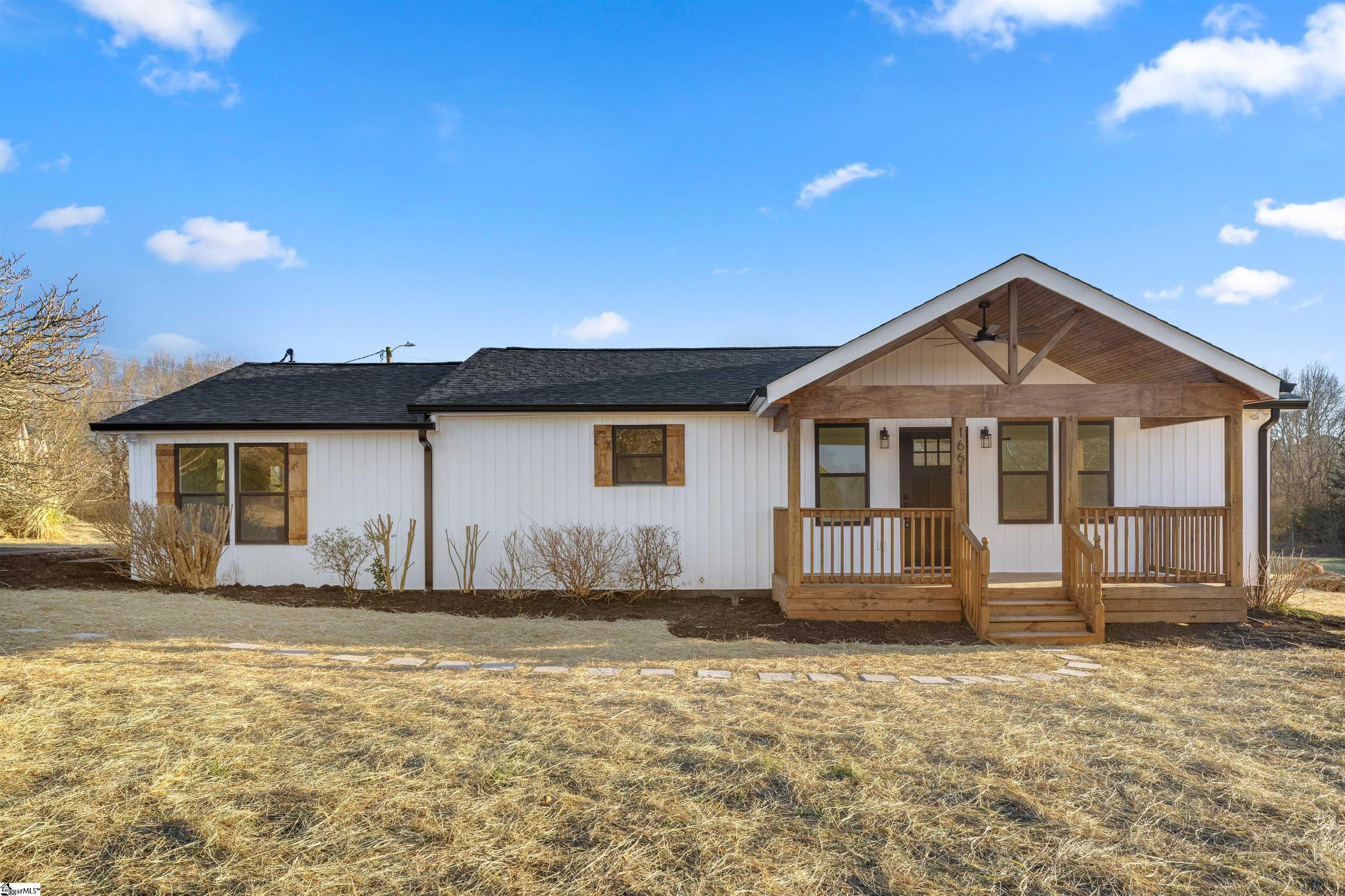 1661 Belcher Road Property Photo