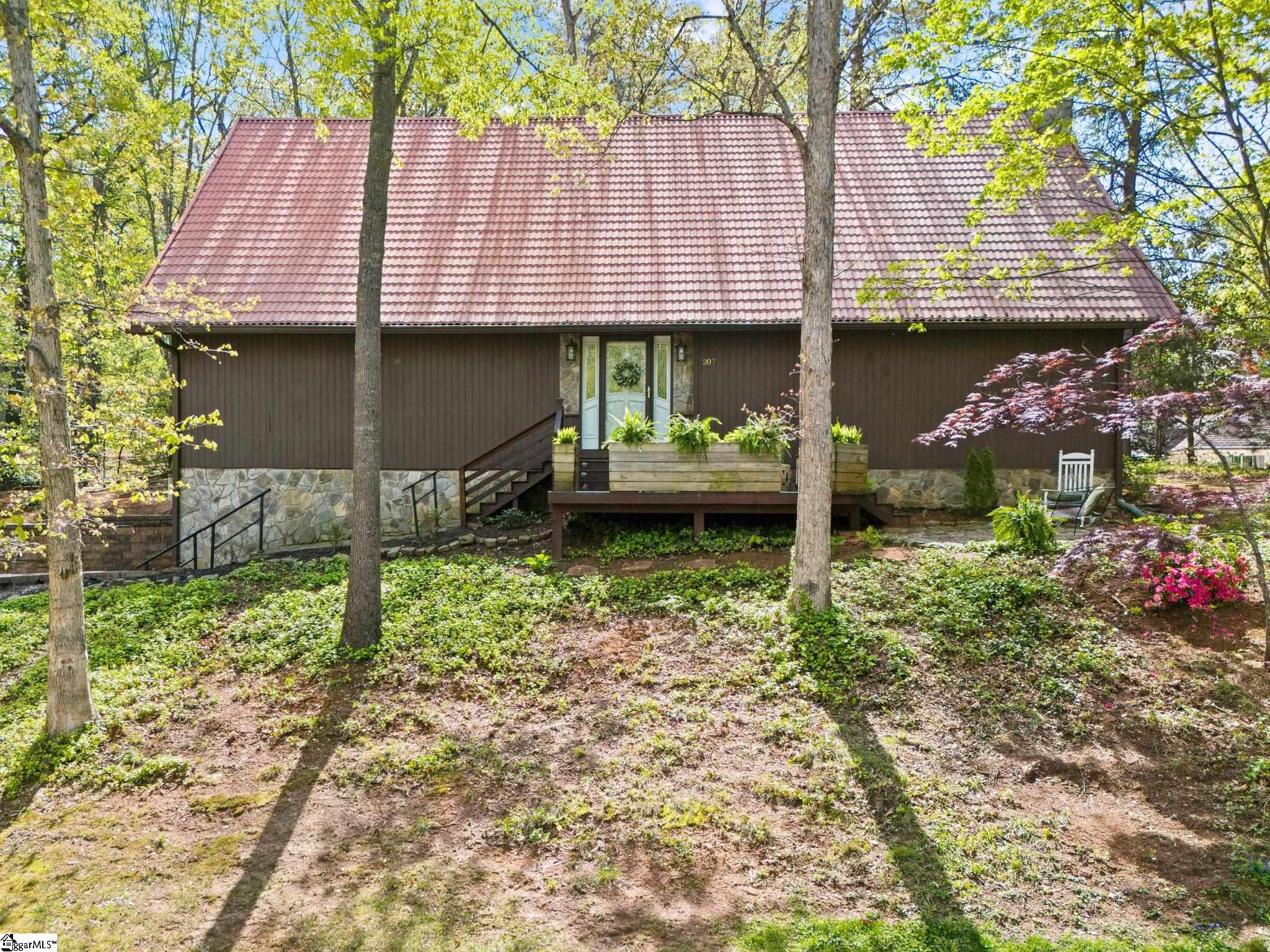 207 Sassafras Drive Property Photo