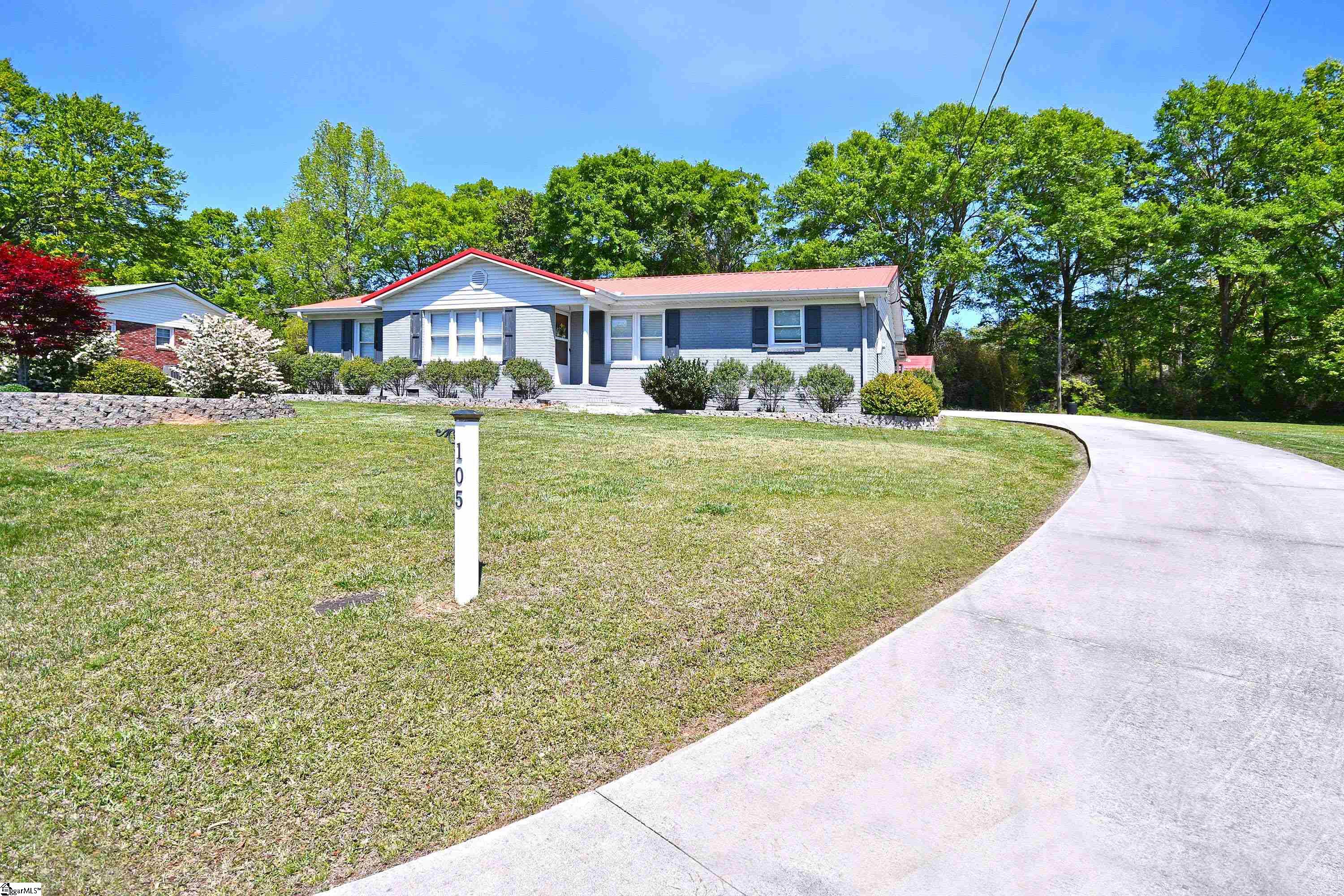 105 Ridgeland Circle Property Photo
