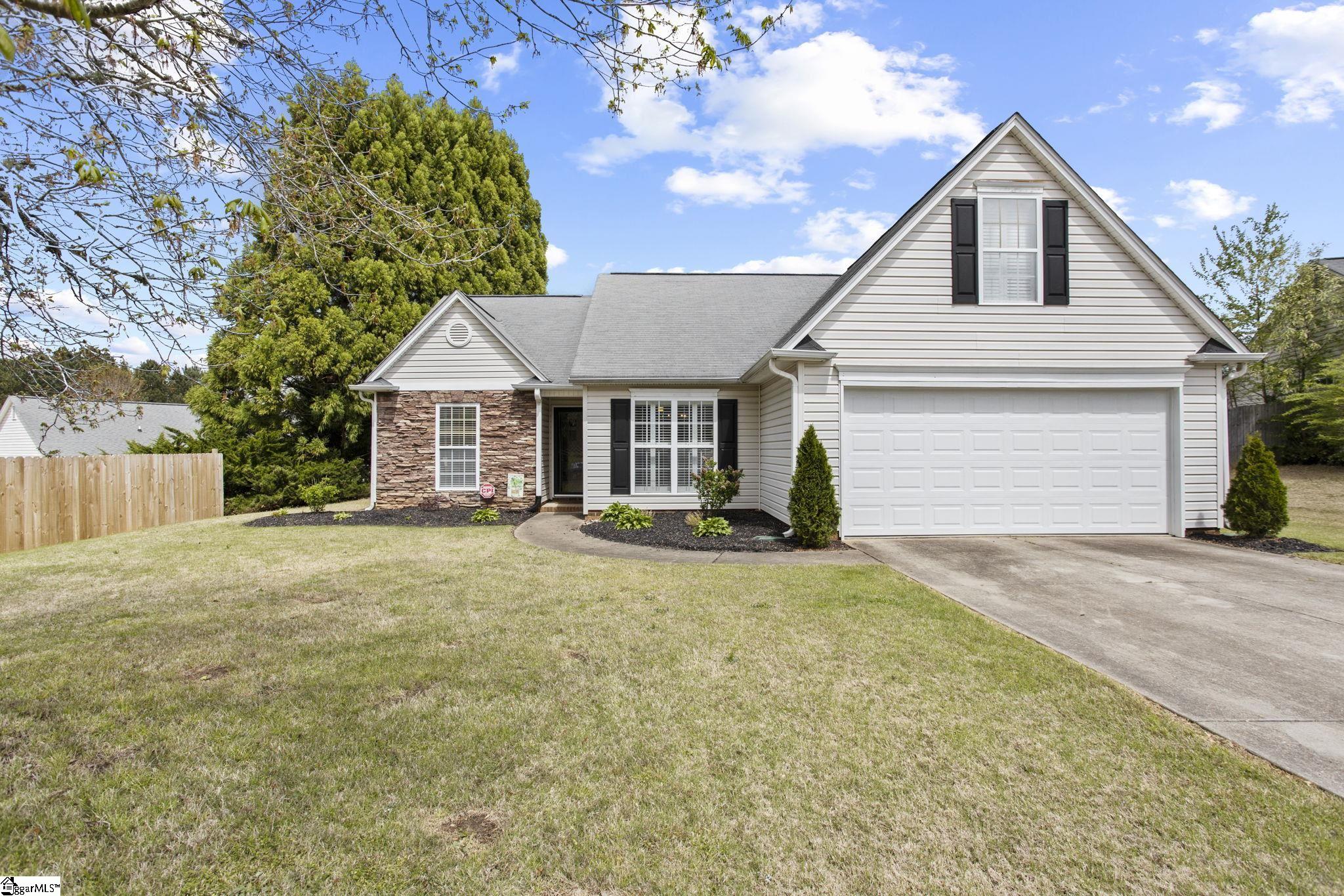 222 Crestwood Court Property Photo