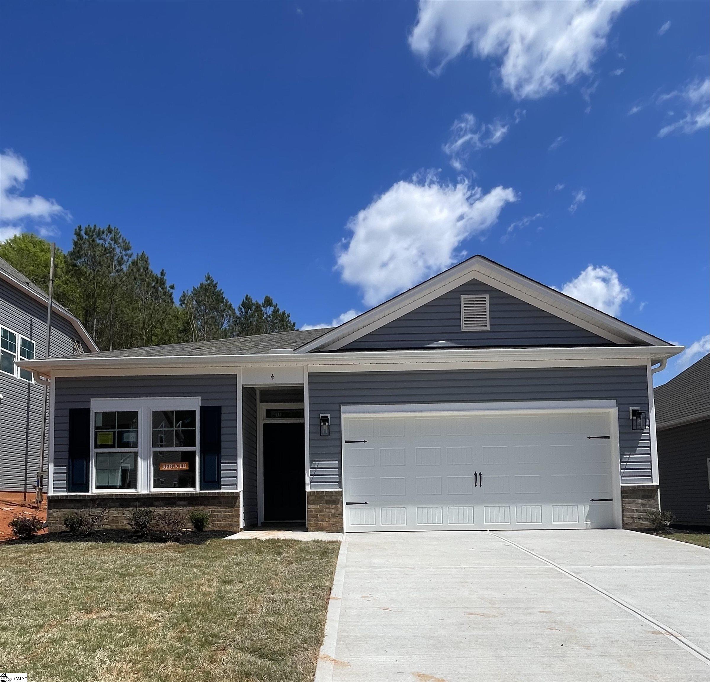 4 Sweetgrass Street Property Photo