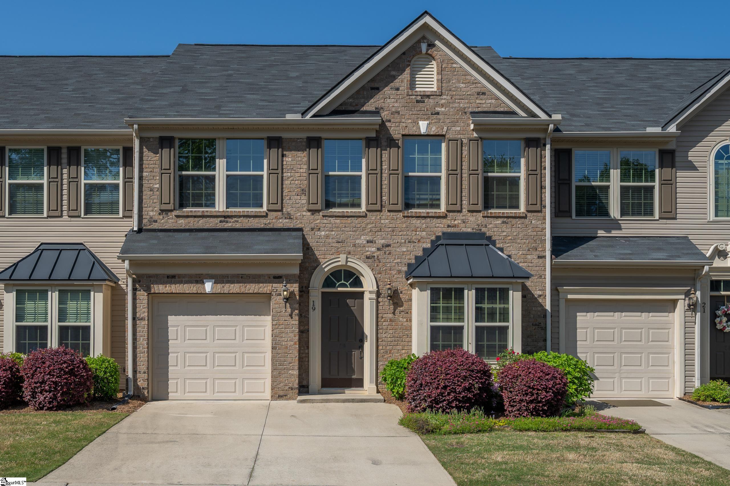 19 Fairchild Way Property Photo